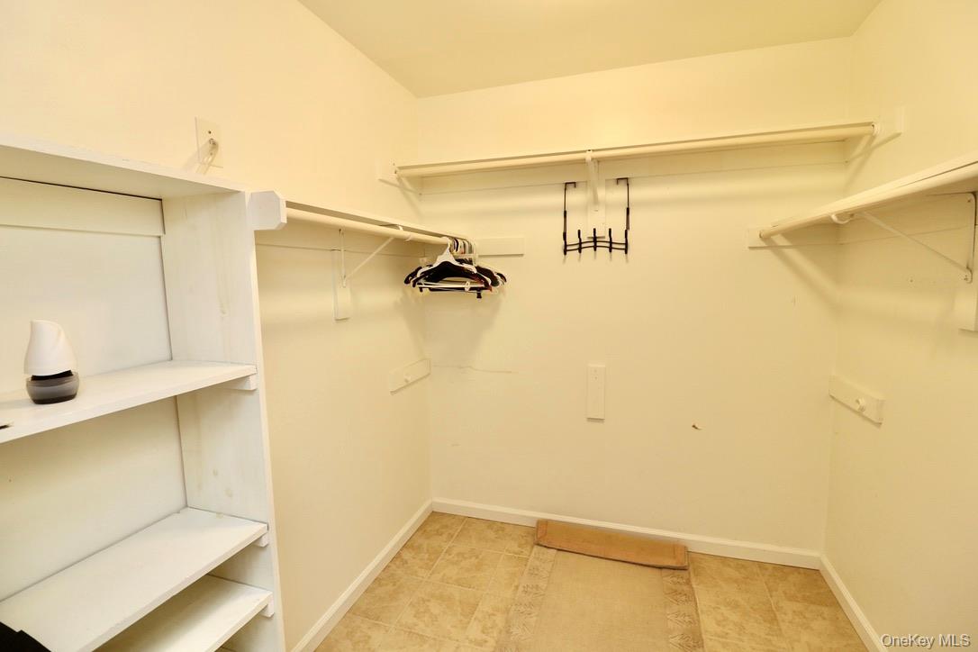 29 Lamplight Street, Beacon, NY 12508