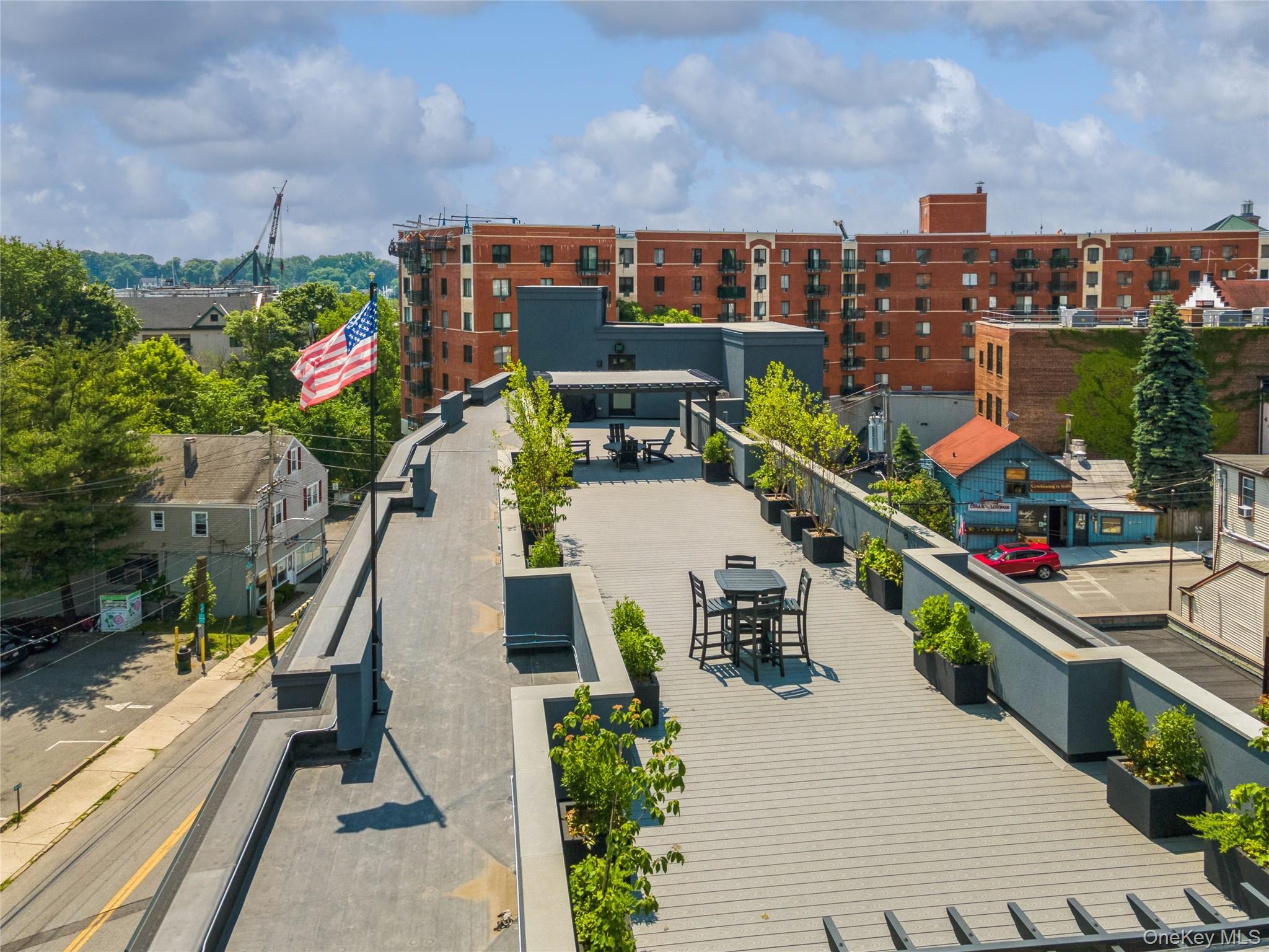 172 E Prospect Avenue # 204, Mamaroneck, NY 10543