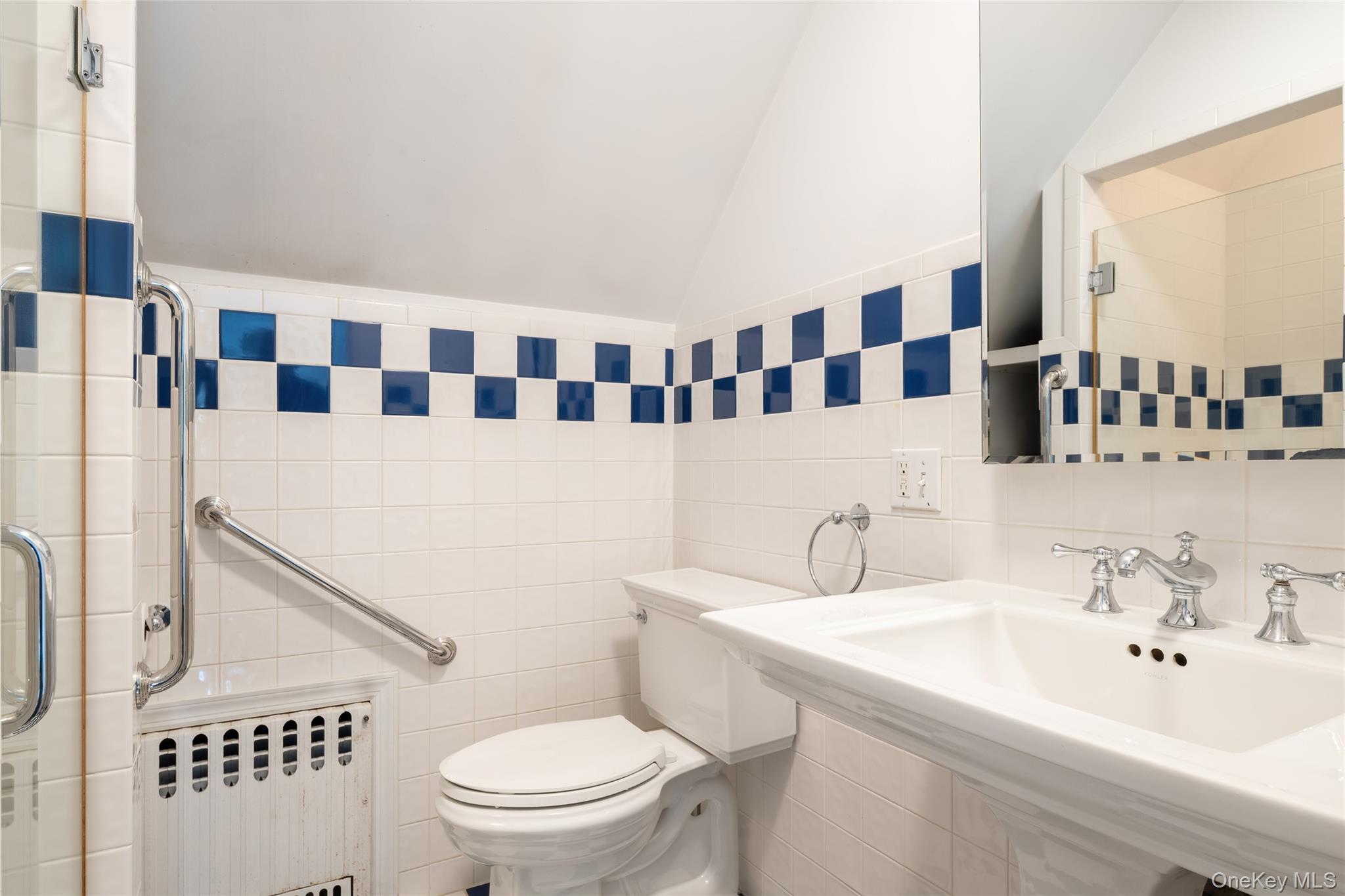 21 Braxmar Drive S, Harrison, NY 10528