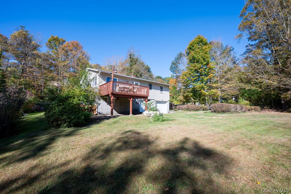 23 Lakeview Drive, Holmes, NY 12531