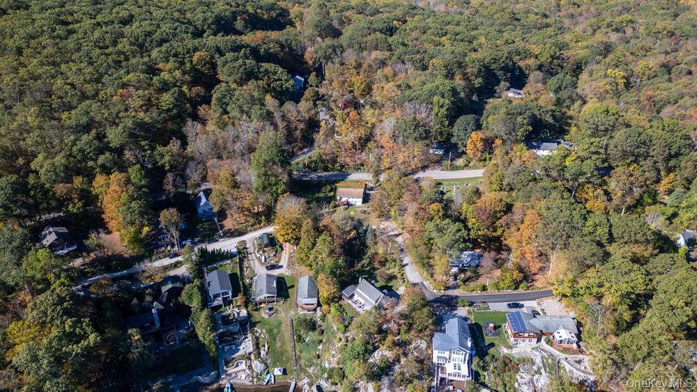 23 Lakeview Drive, Holmes, NY 12531