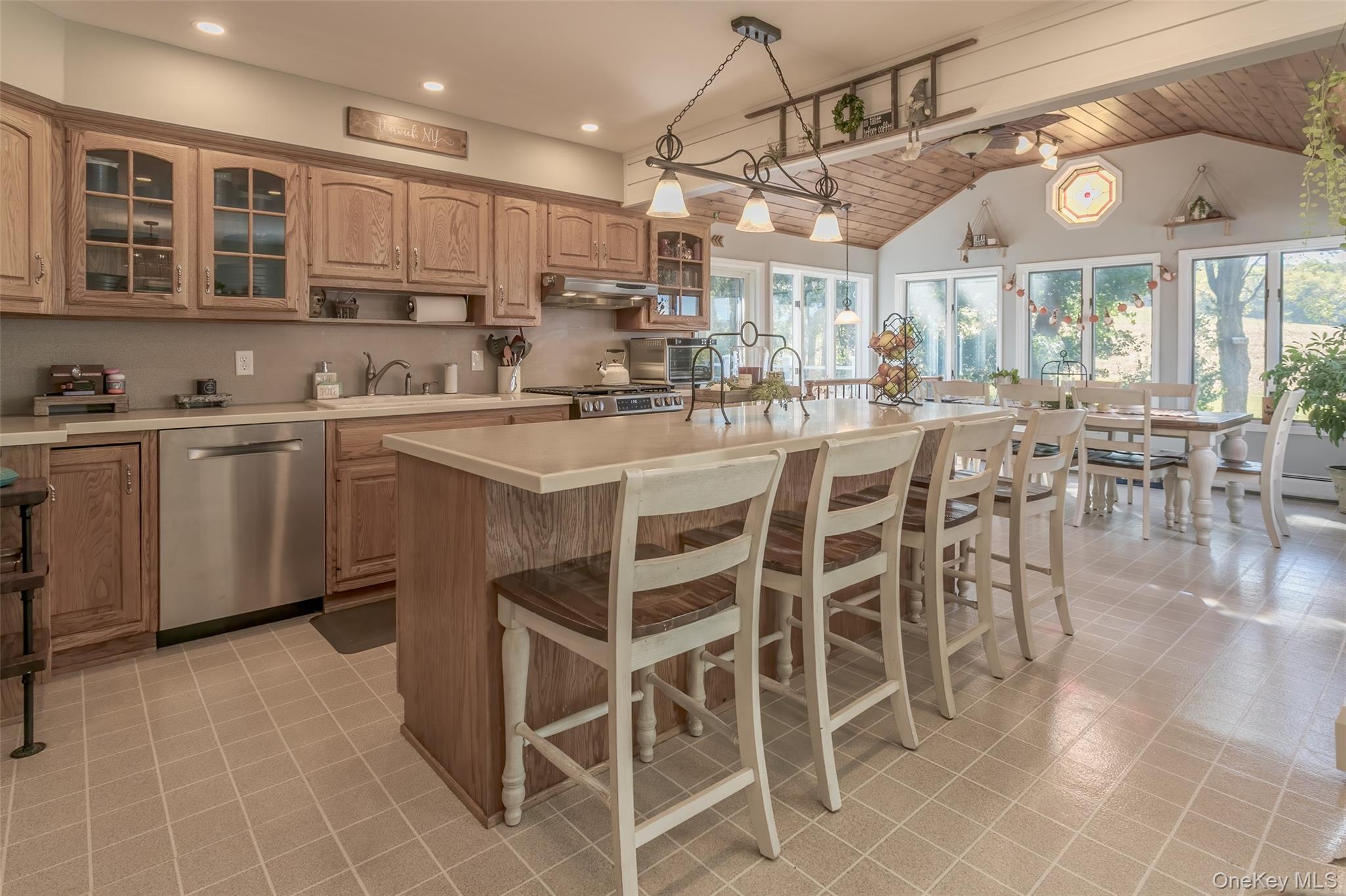 7 Barrett Circle, Warwick, NY 10990