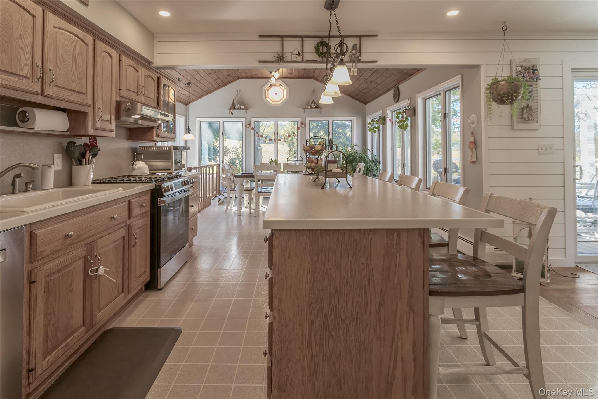 7 Barrett Circle, Warwick, NY 10990