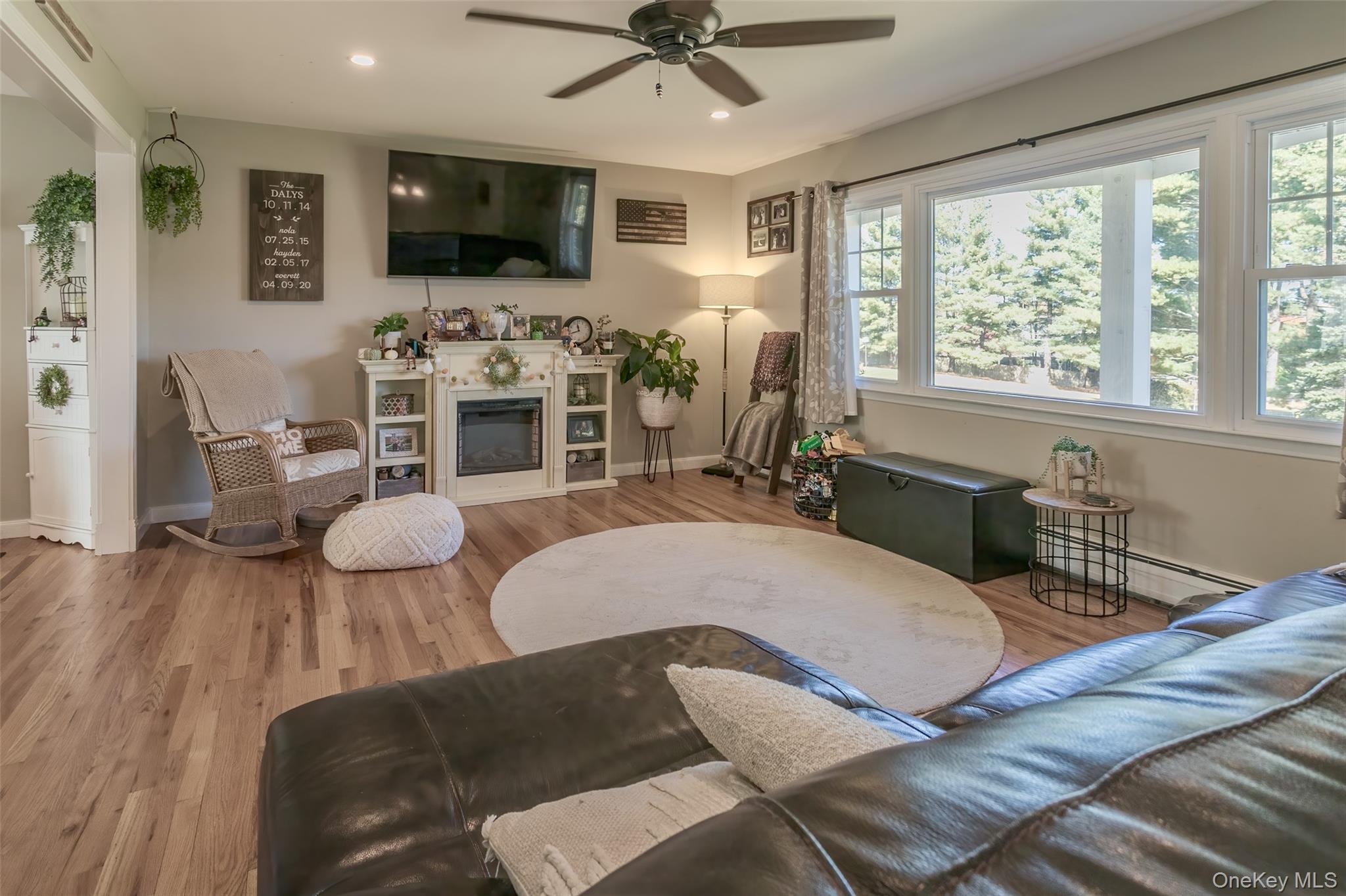 7 Barrett Circle, Warwick, NY 10990