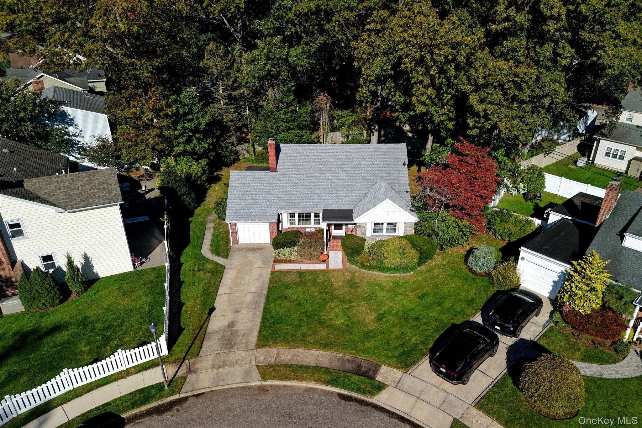 465 York Court, Rockville Centre, NY 11570