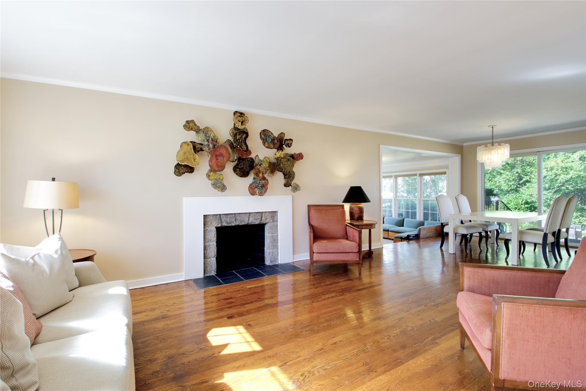 465 York Court, Rockville Centre, NY 11570