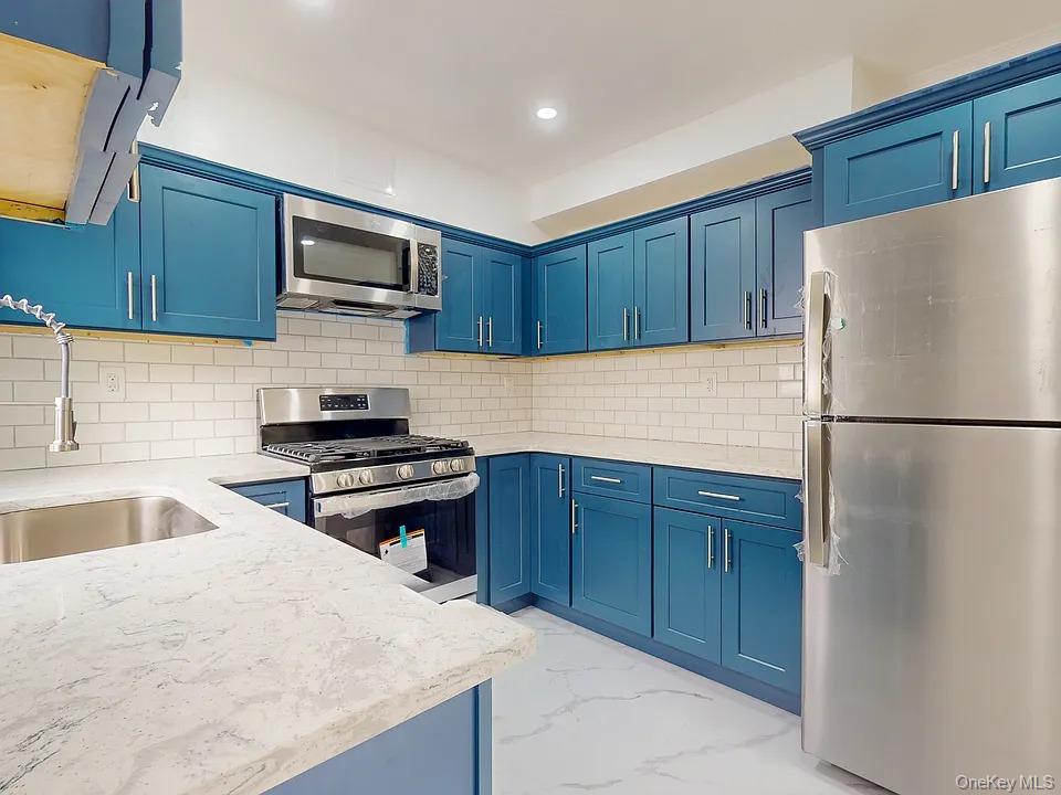 22 Whitney Avenue, Floral Park, NY 11001