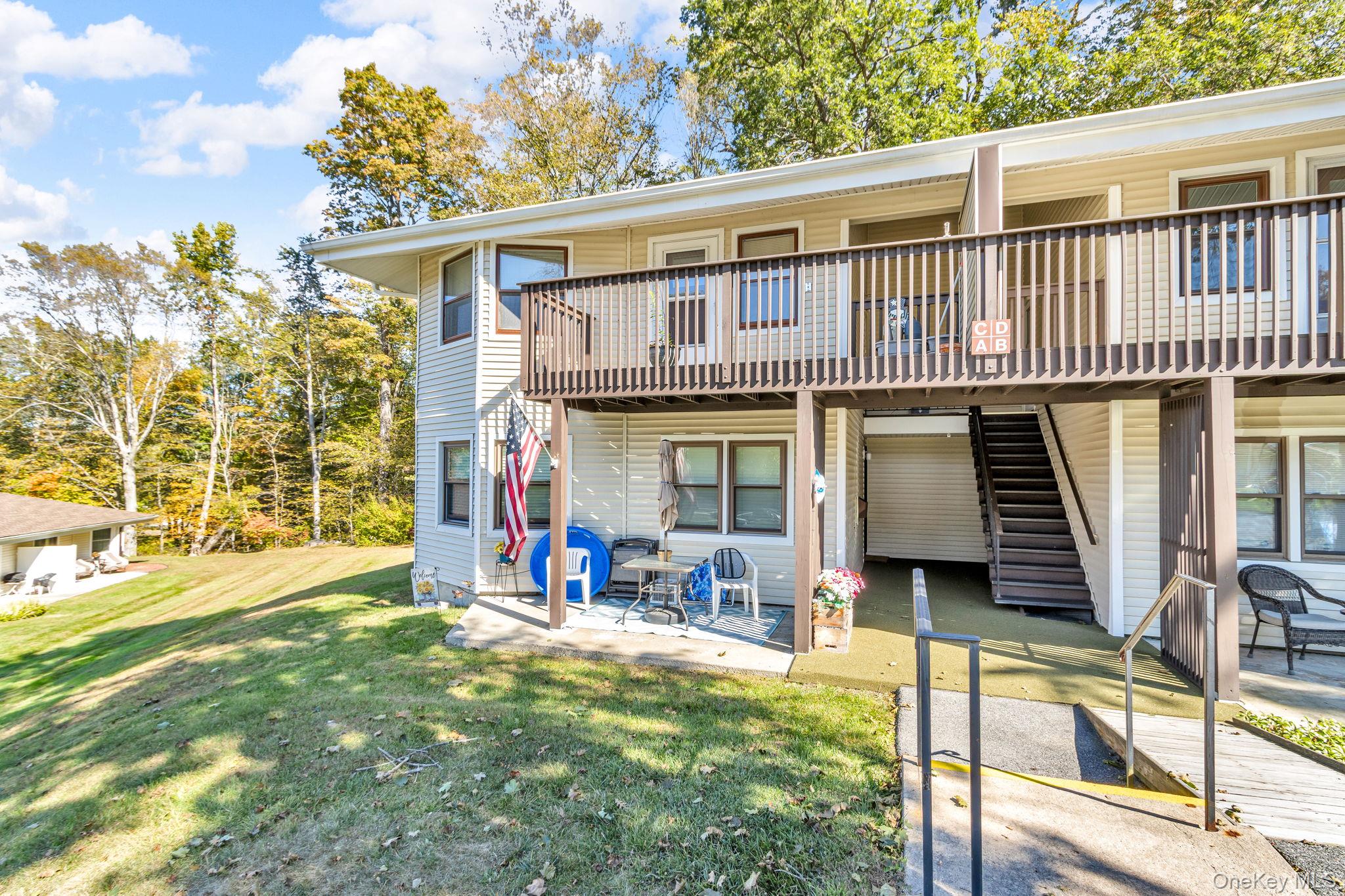 34C Warwick Place, Yorktown Heights, NY 10598