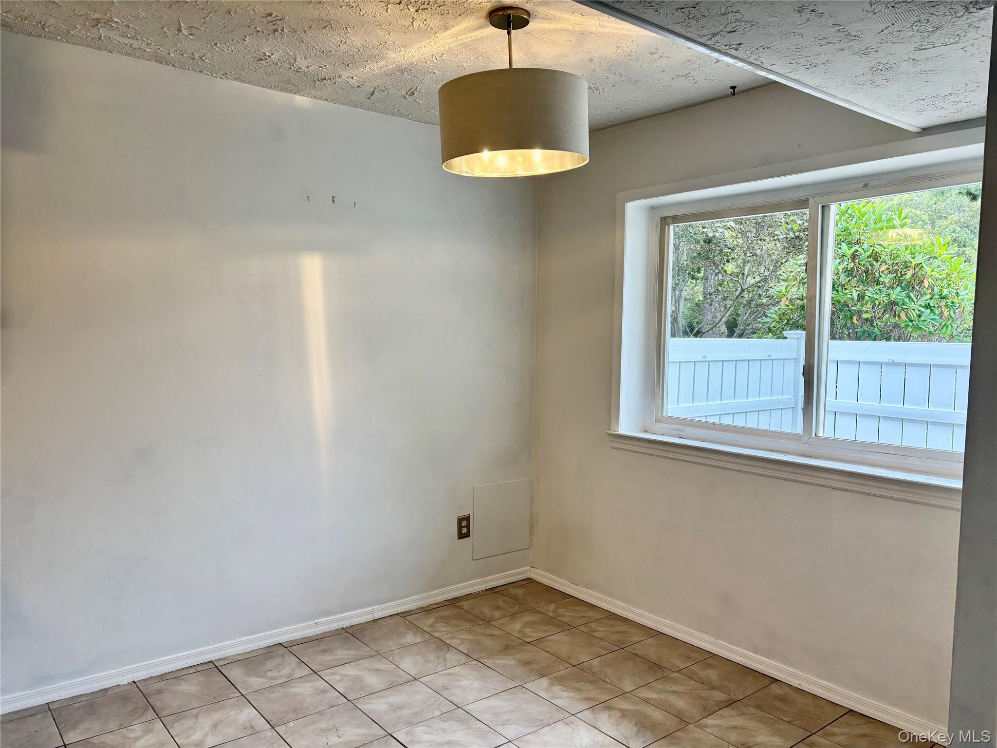 89 Storm Drive, Holtsville, NY 11742