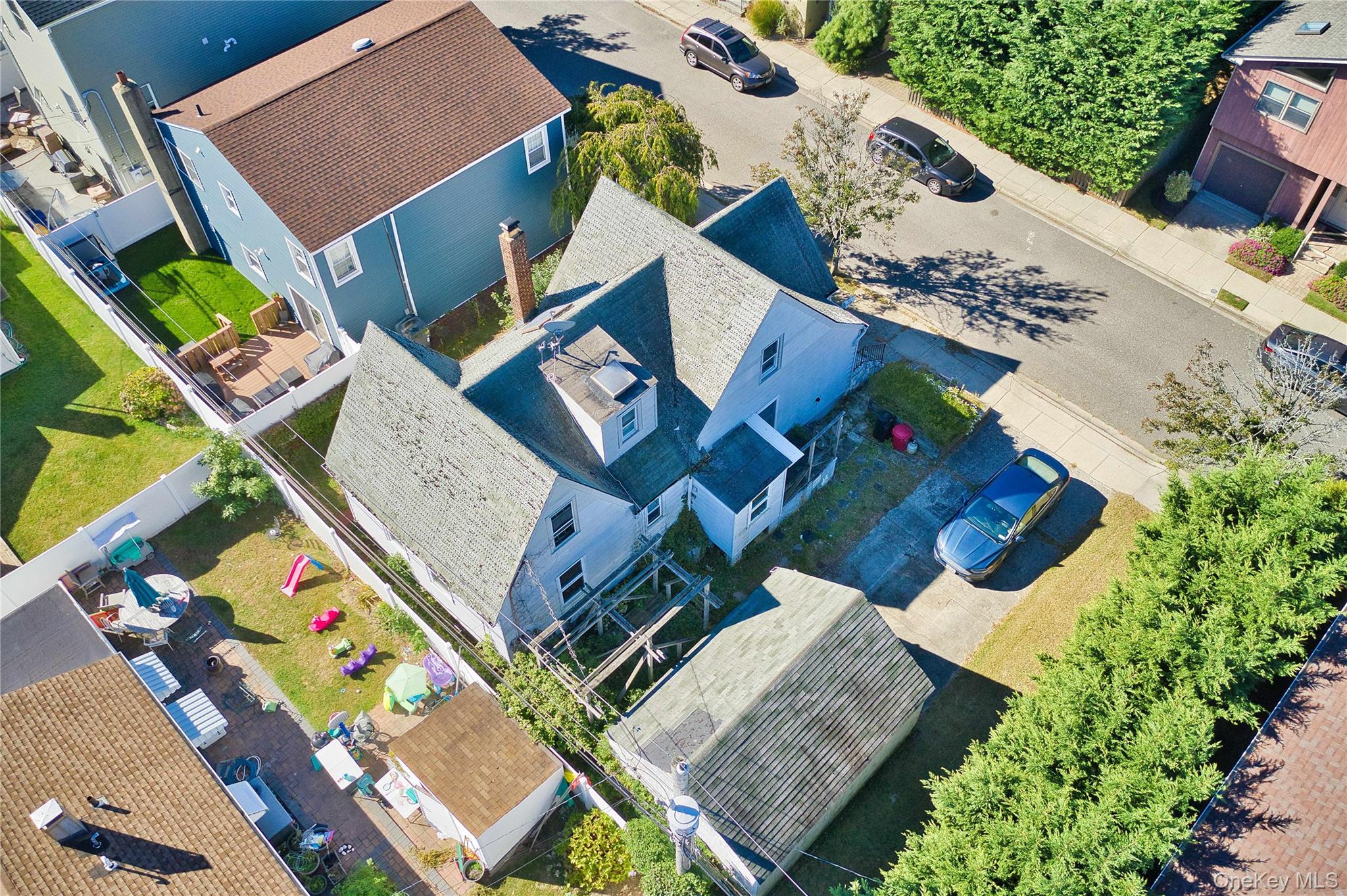 10 Kirkwood Street, Long Beach, NY 11561