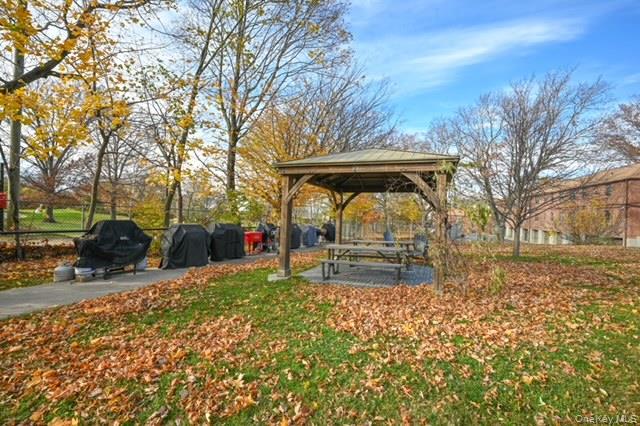 245-12 62 Avenue # G/3 Lower, Douglaston, NY 11362