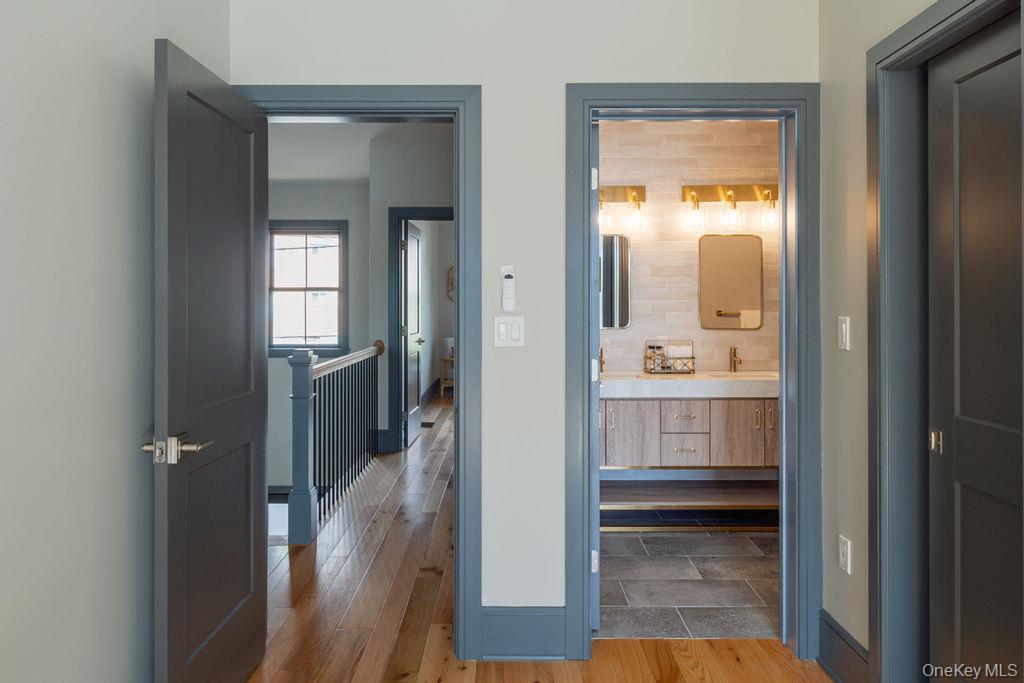 8 Icehouse Drive, Saugerties, NY 12477