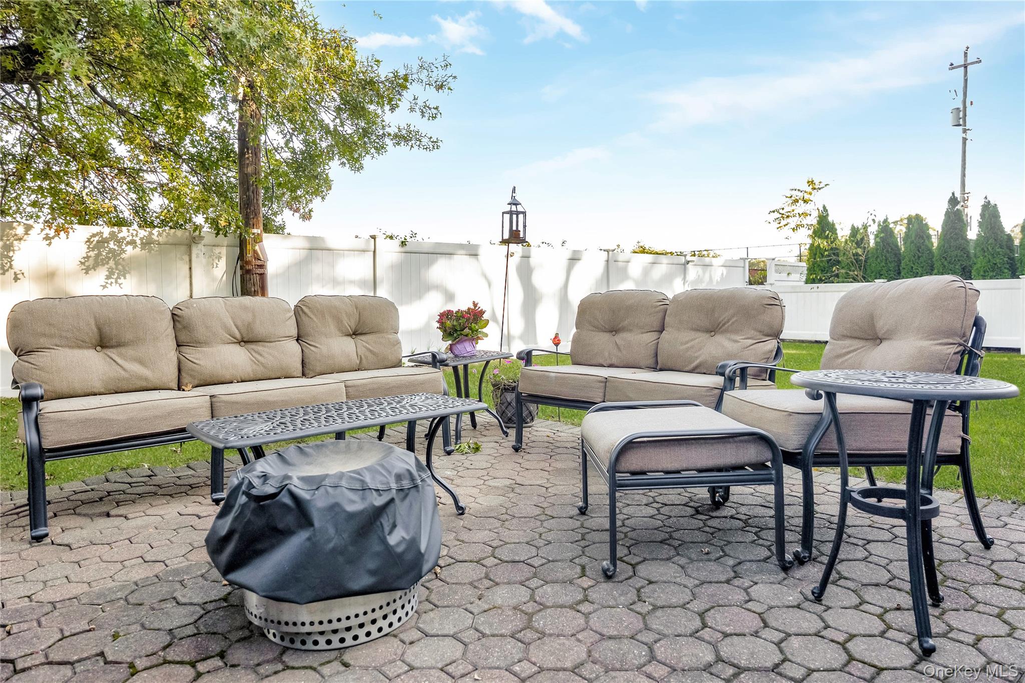 209 Brompton Road, Garden City, NY 11530