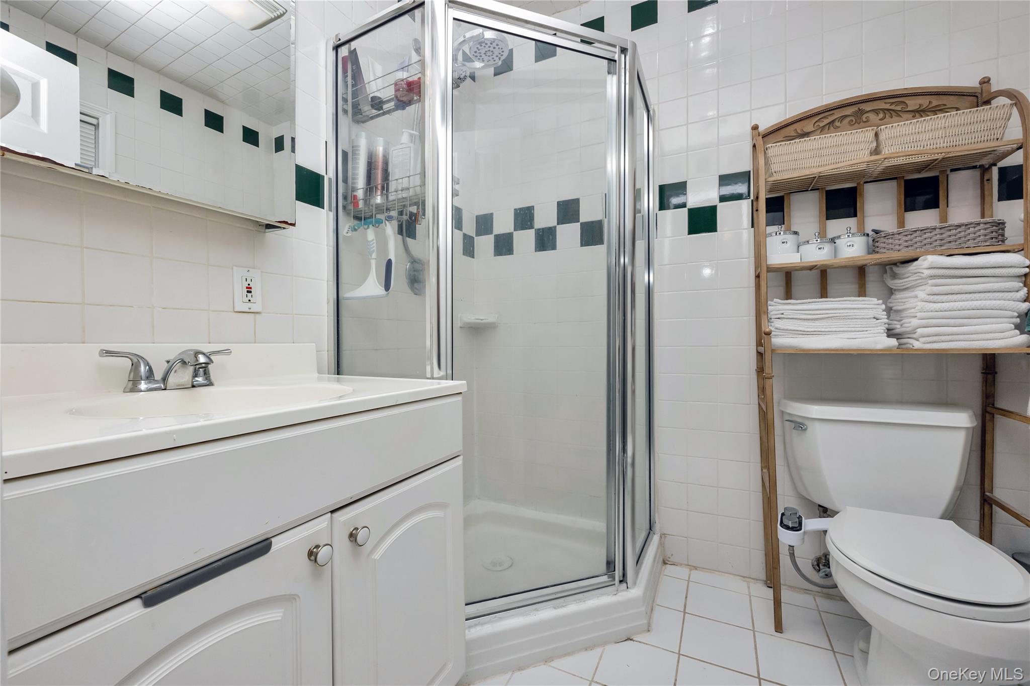 209 Brompton Road, Garden City, NY 11530