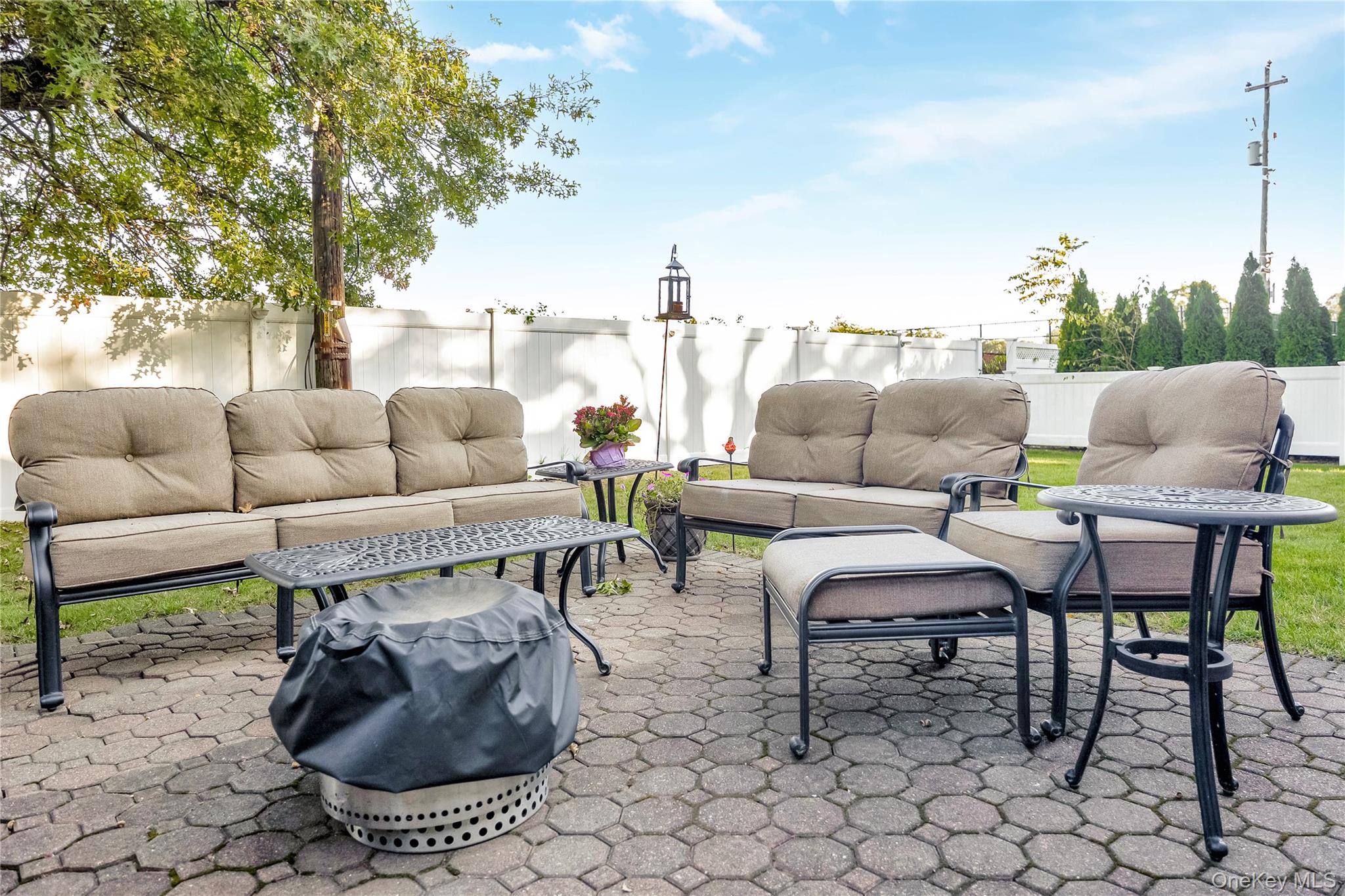 209 Brompton Road, Garden City, NY 11530