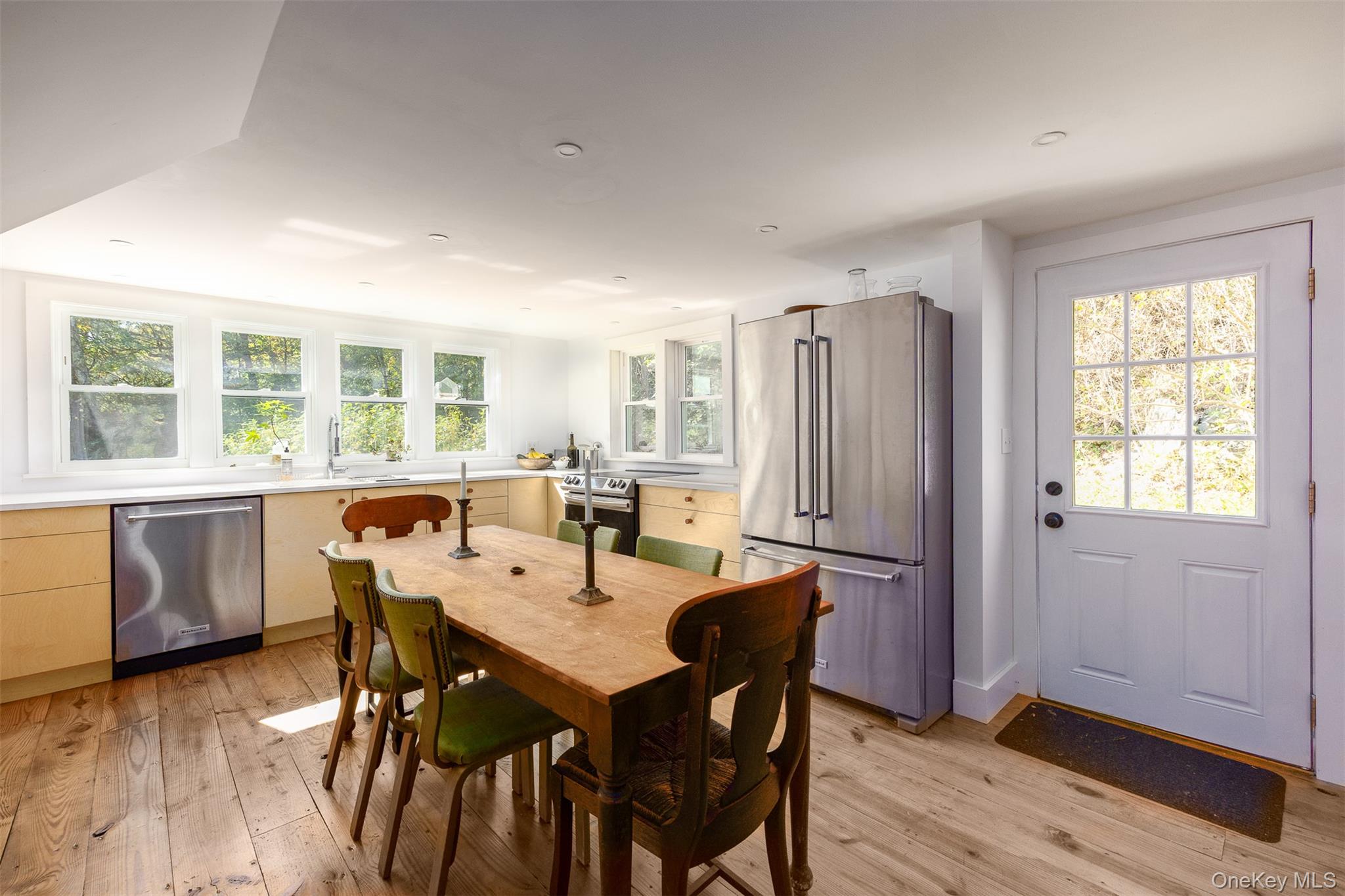 98 Nista Road, Saugerties, NY 12477