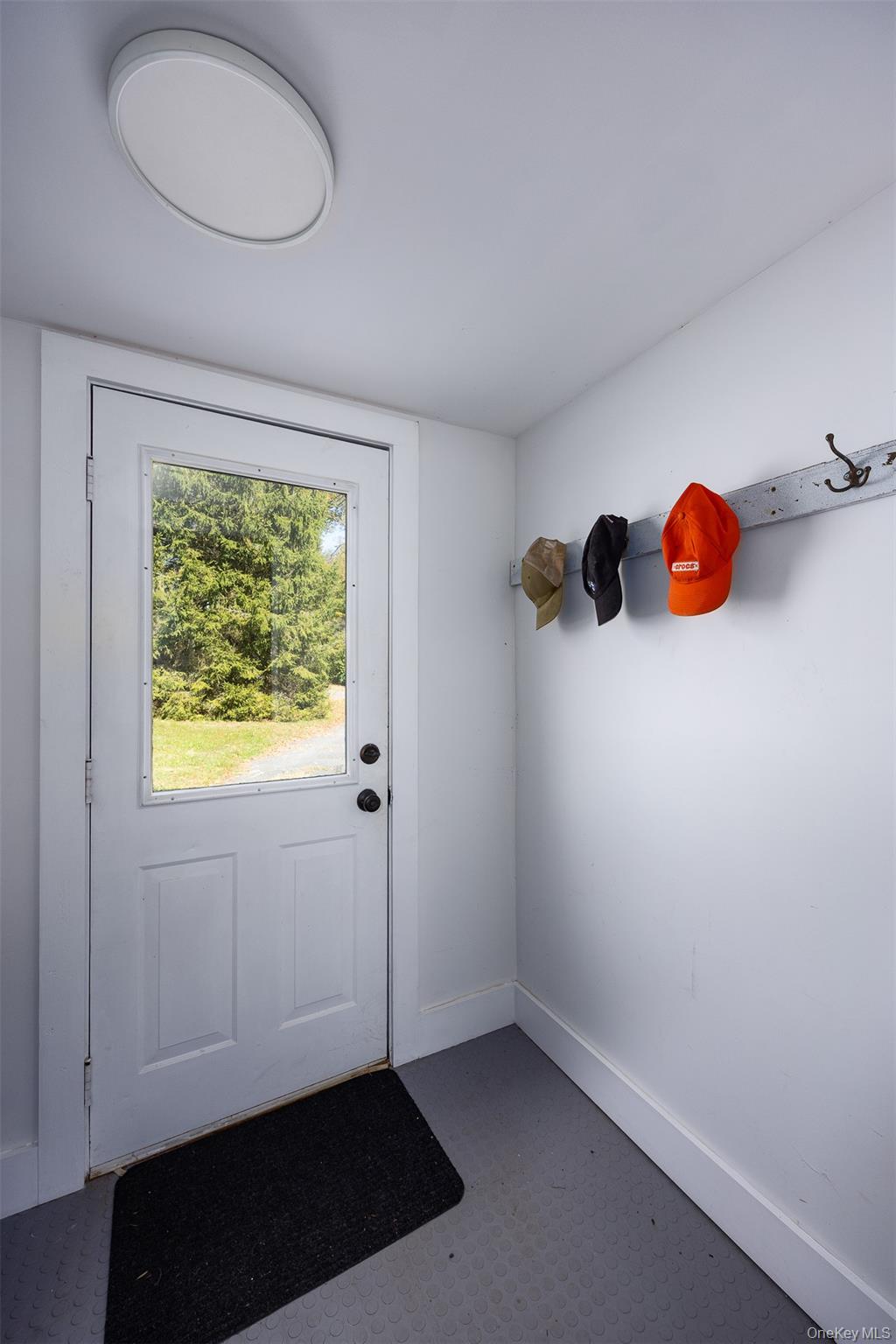 98 Nista Road, Saugerties, NY 12477