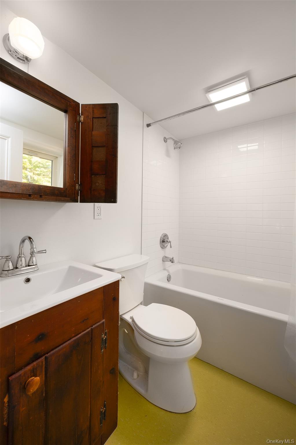 98 Nista Road, Saugerties, NY 12477