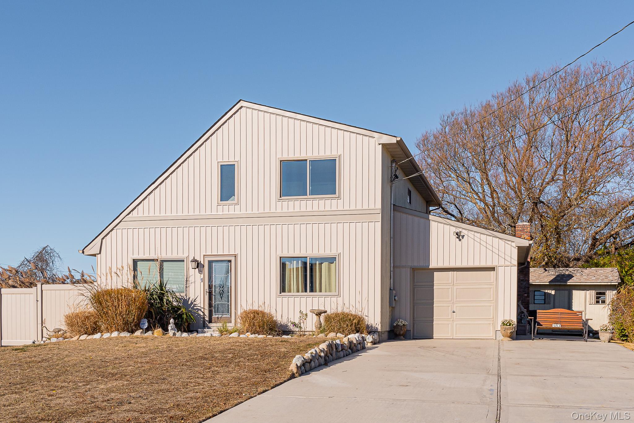 304 S Dunton Avenue, East Patchogue, NY 11772