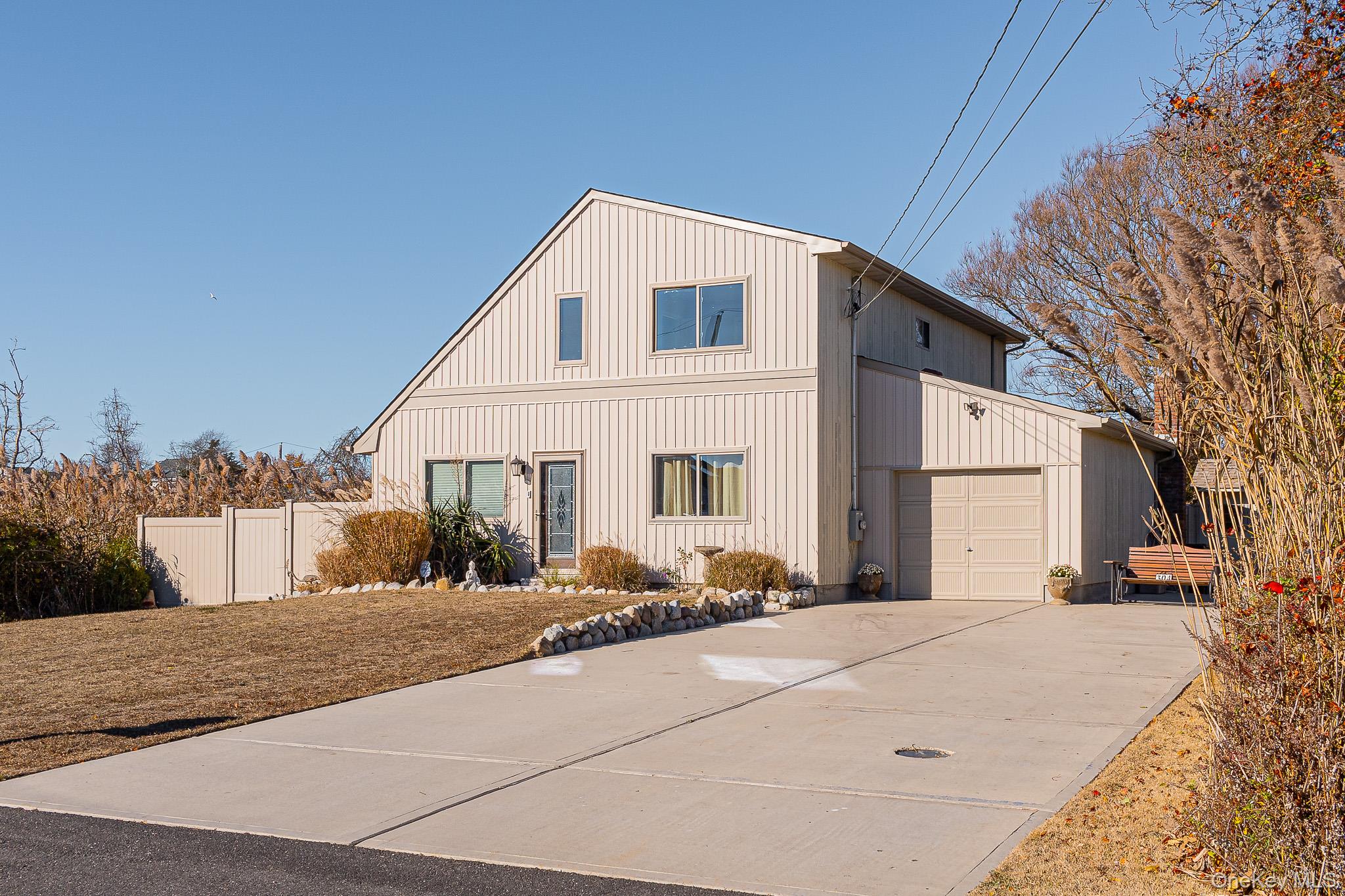 304 S Dunton Avenue, East Patchogue, NY 11772