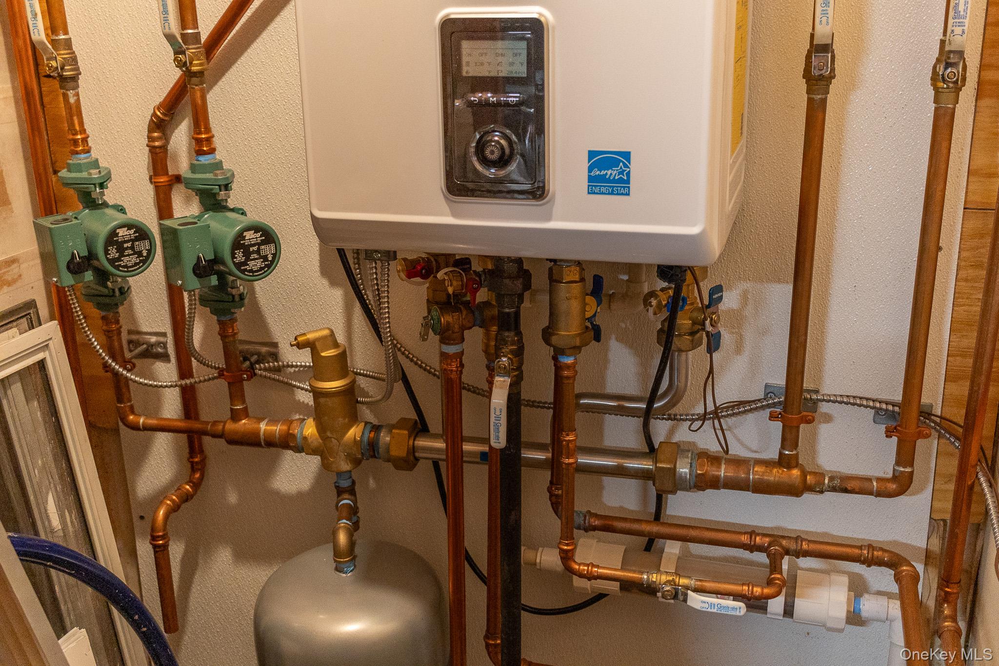 304 S Dunton Avenue, East Patchogue, NY 11772