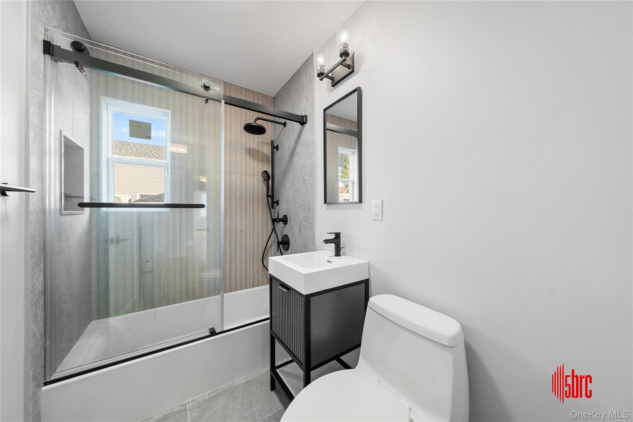 1017 E 92ND STREET, Brooklyn, NY 11236