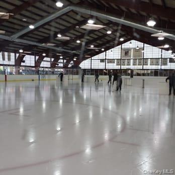 12 BOND Street # 4C, Great Neck, NY 11021