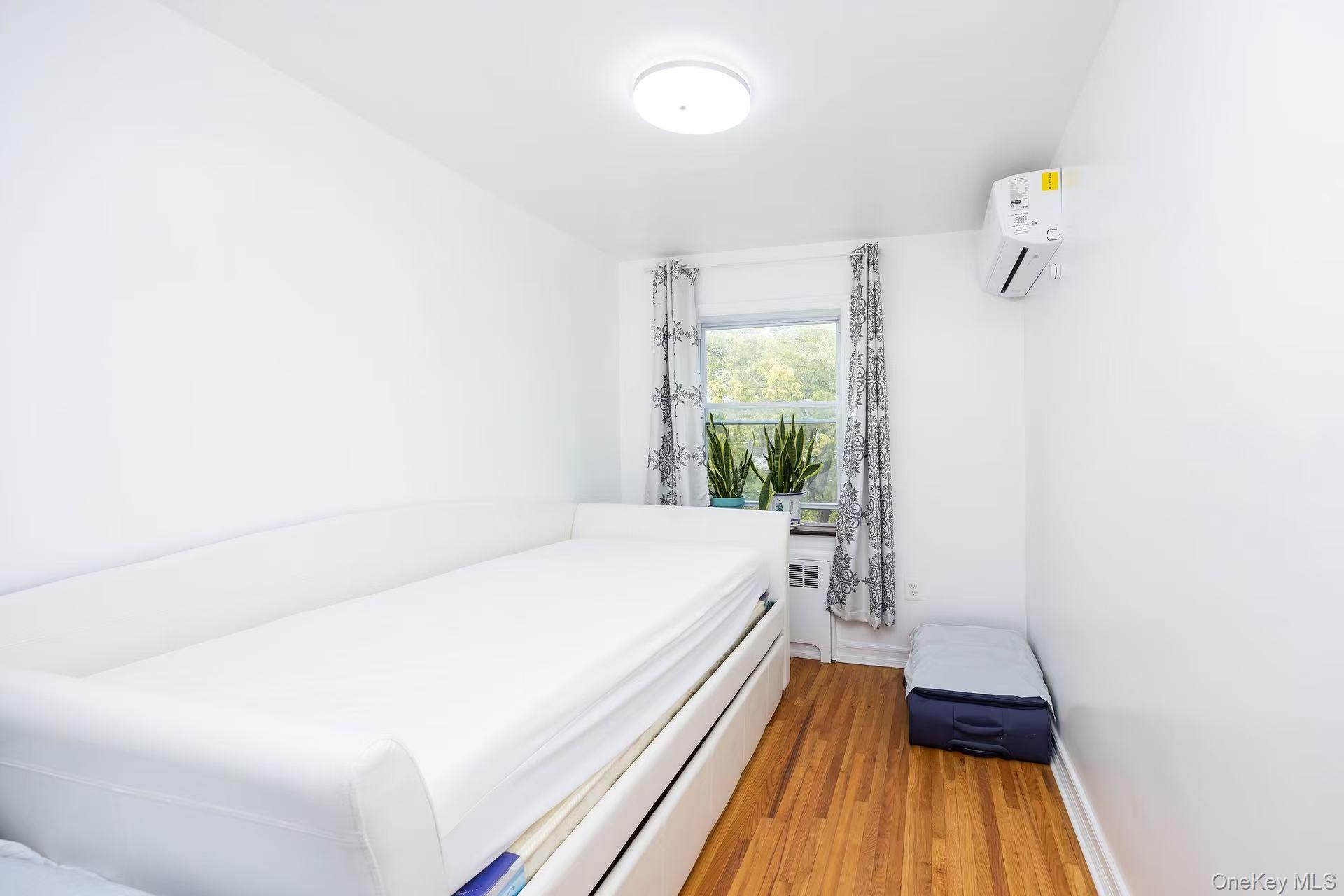 14742 77th Avenue, Flushing, NY 11367