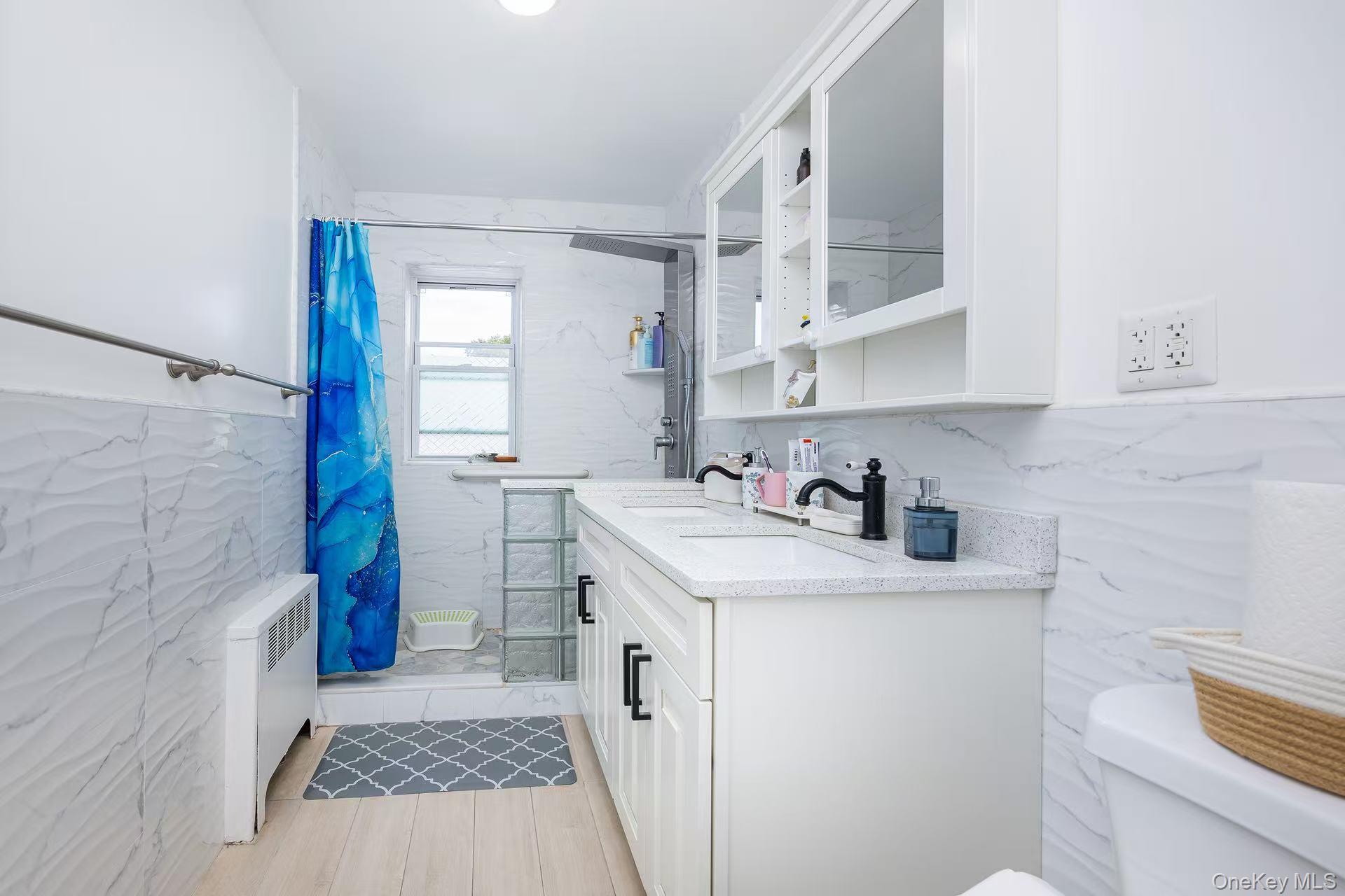 14742 77th Avenue, Flushing, NY 11367