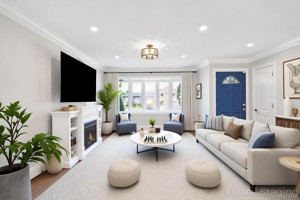 2566 Hyacinth Street, Westbury, NY 11590