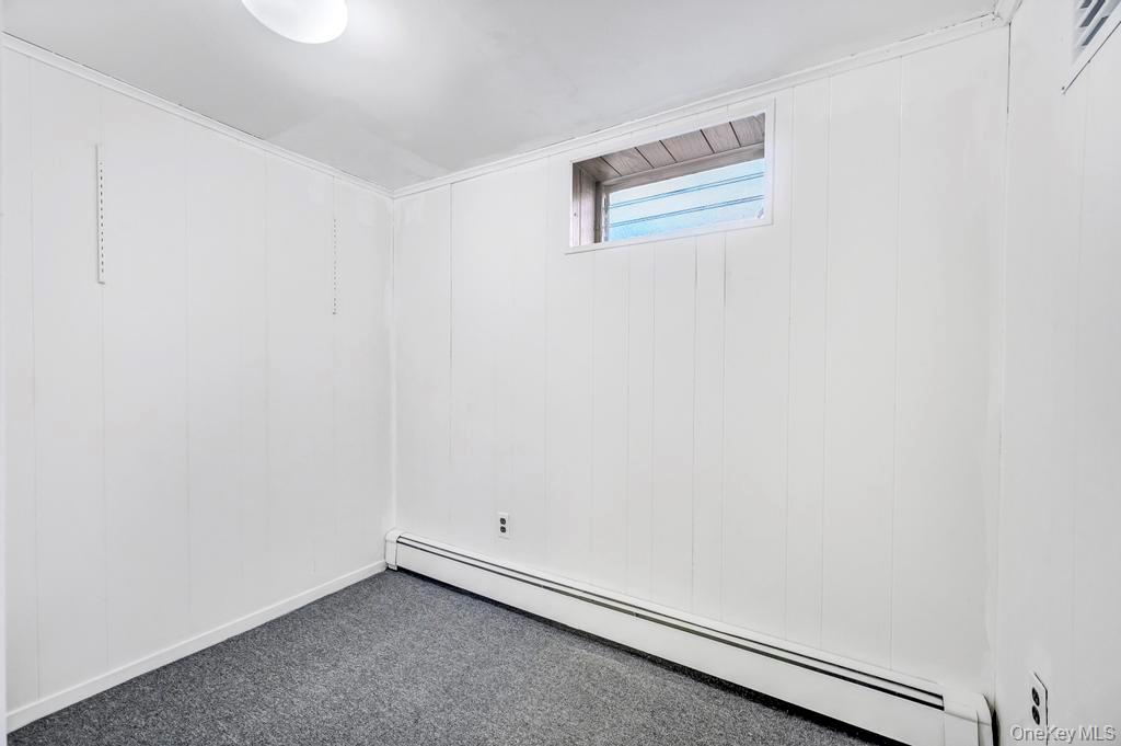 2566 Hyacinth Street, Westbury, NY 11590