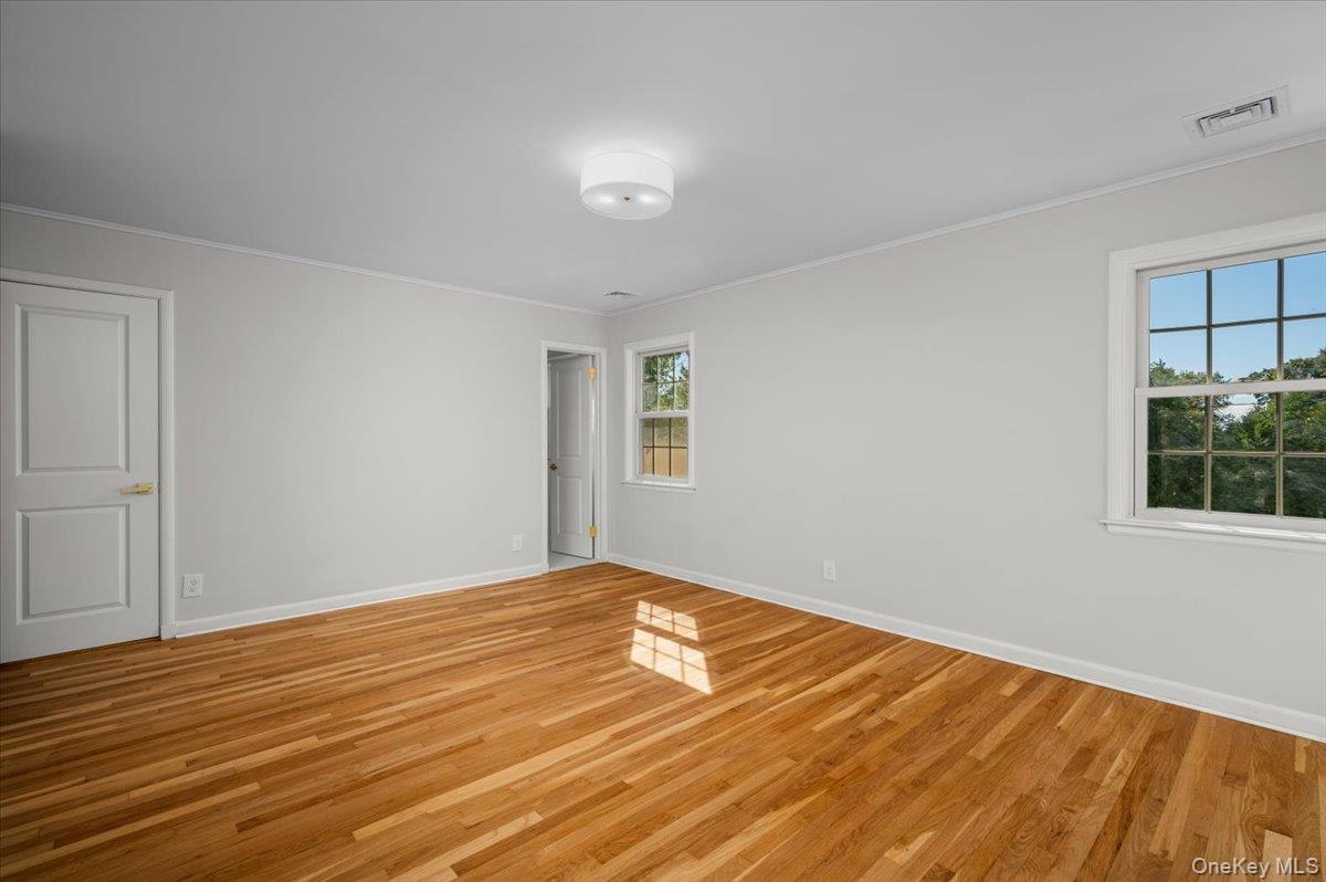 15 Hillside Road, Bronxville, NY 10708