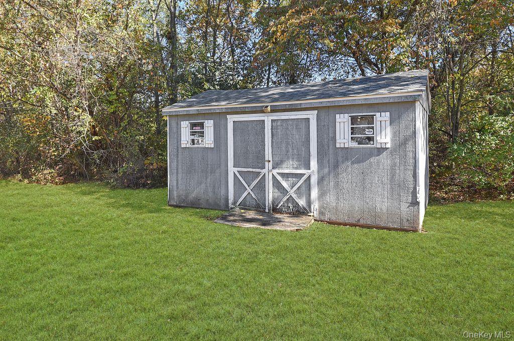 19 Legere Court, Wappingers Falls, NY 12590