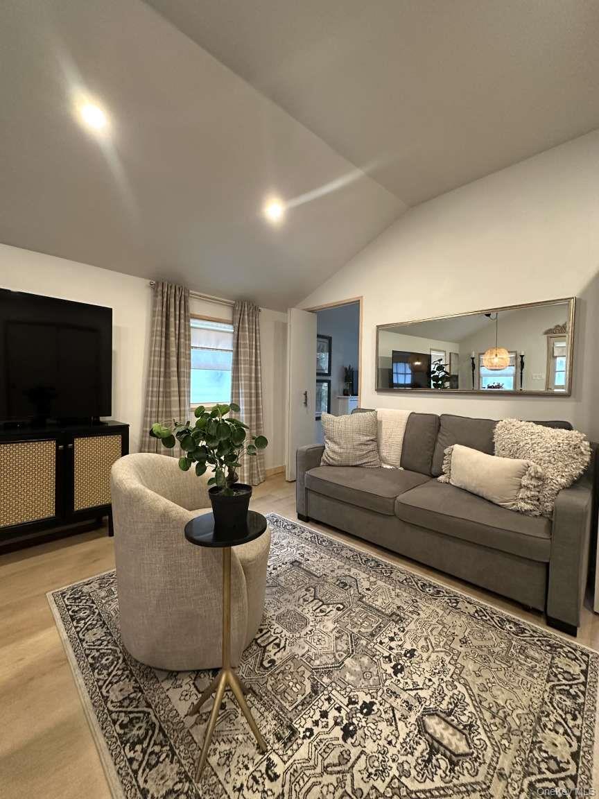 34 Cottage Lane, North Salem, NY 10560