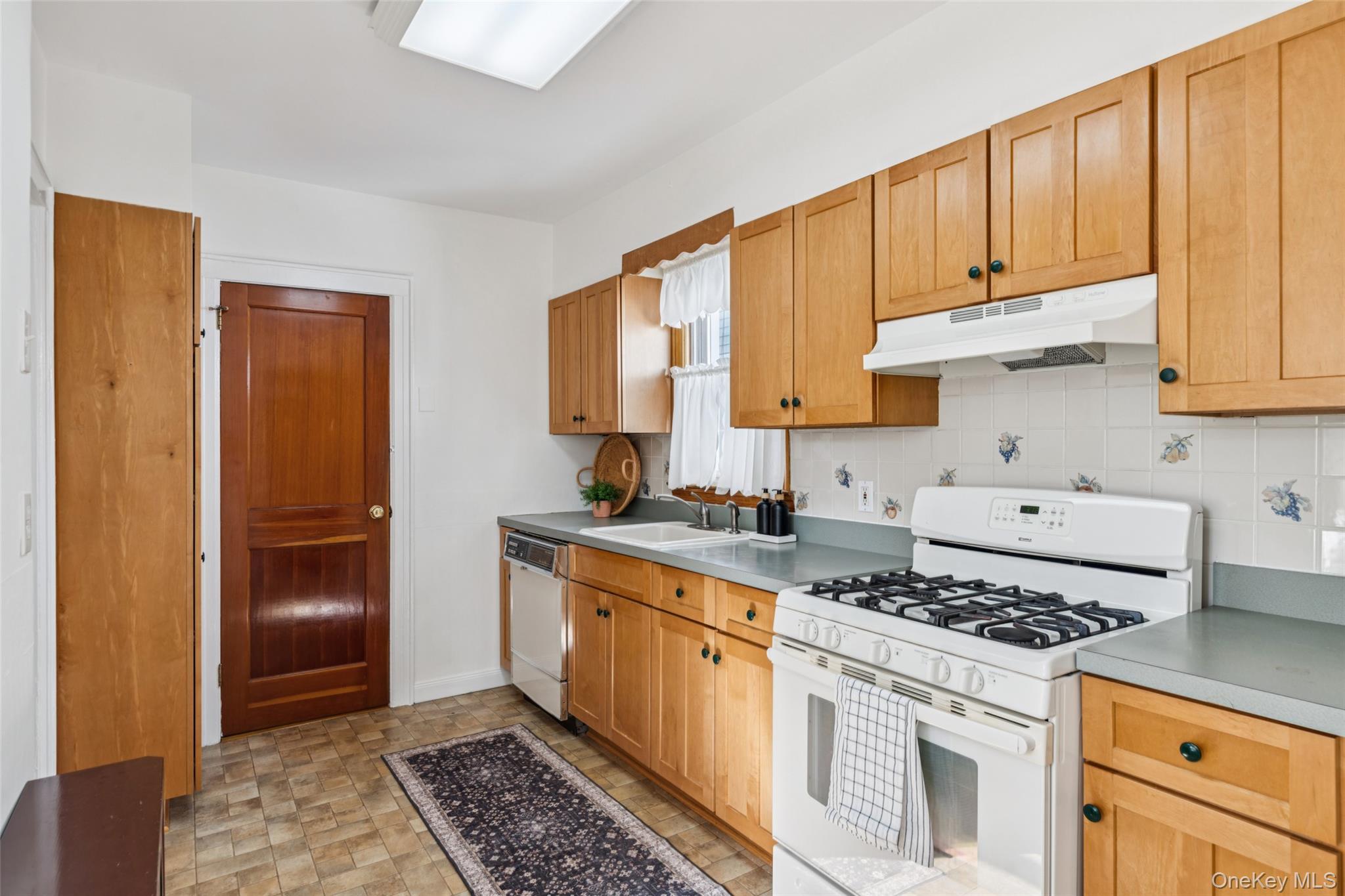 248-30 88th Drive, Bellerose, NY 11426