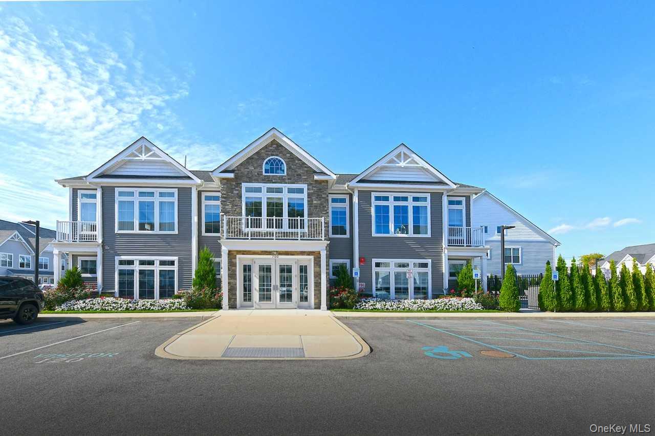 123 Emanuel Way, East Meadow, NY 11554