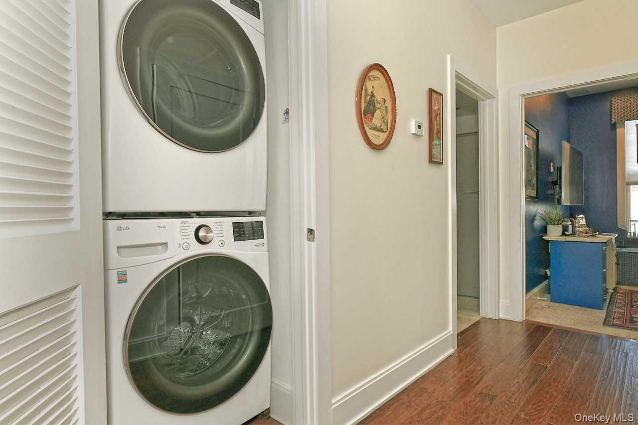 123 Emanuel Way, East Meadow, NY 11554