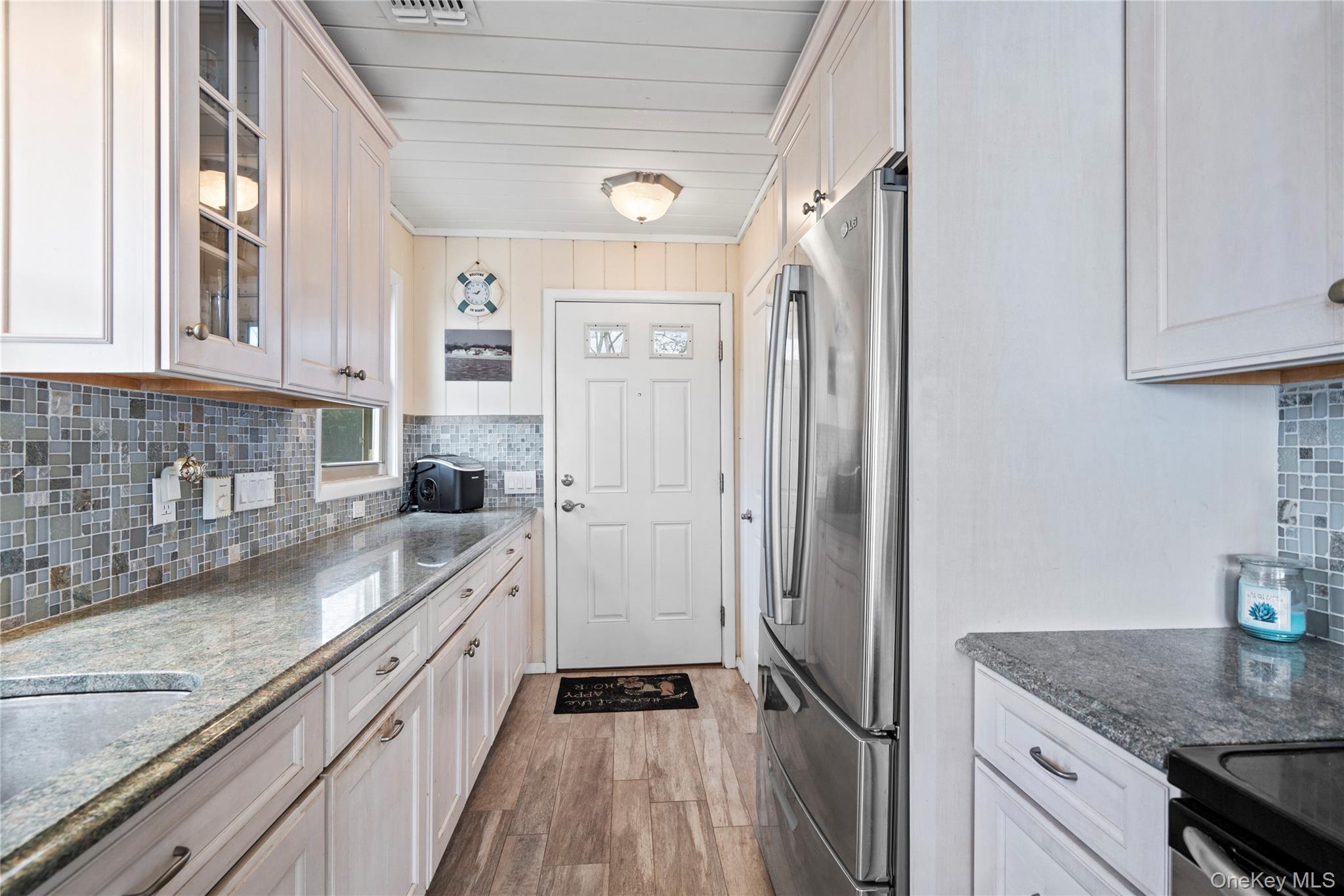 23 Scallop Lane, South Jamesport, NY 11970