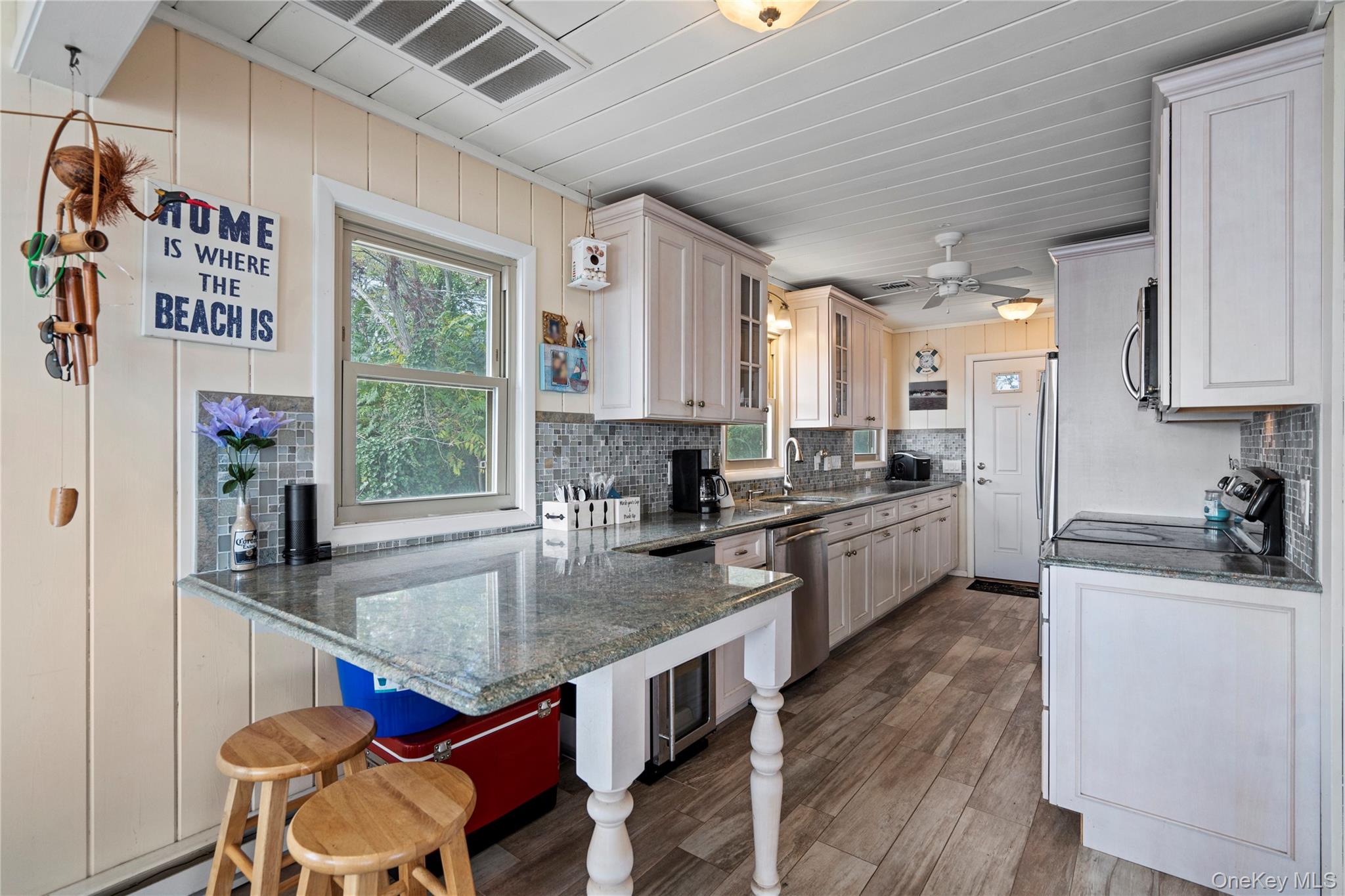 23 Scallop Lane, South Jamesport, NY 11970