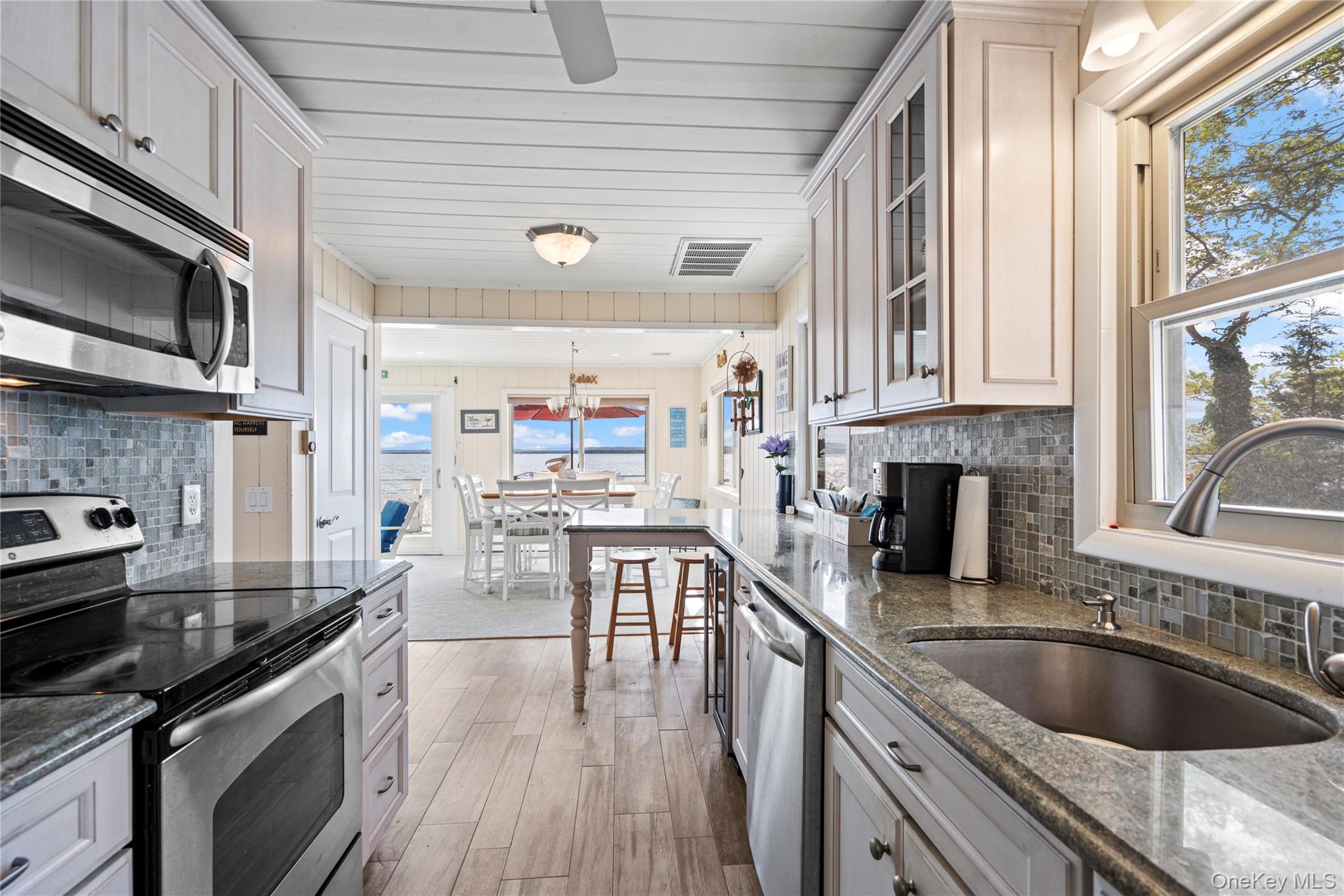 23 Scallop Lane, South Jamesport, NY 11970