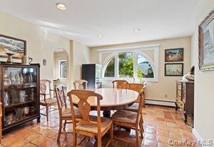 68 E Bayberry Road, Islip, NY 11751