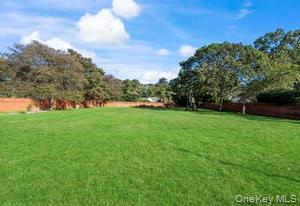 68 E Bayberry Road, Islip, NY 11751