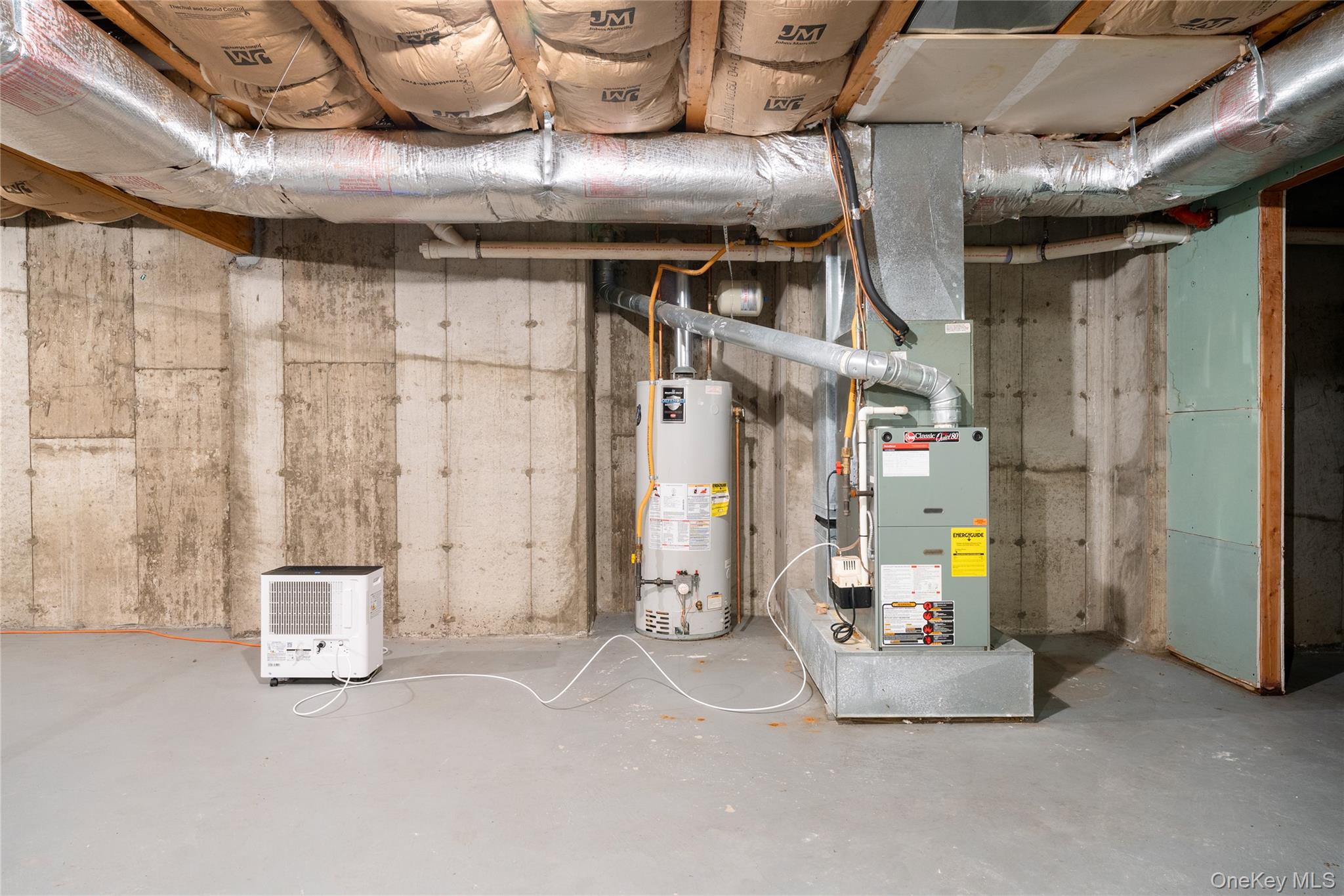 28 Rose Lane # 28, Mount Sinai, NY 11766