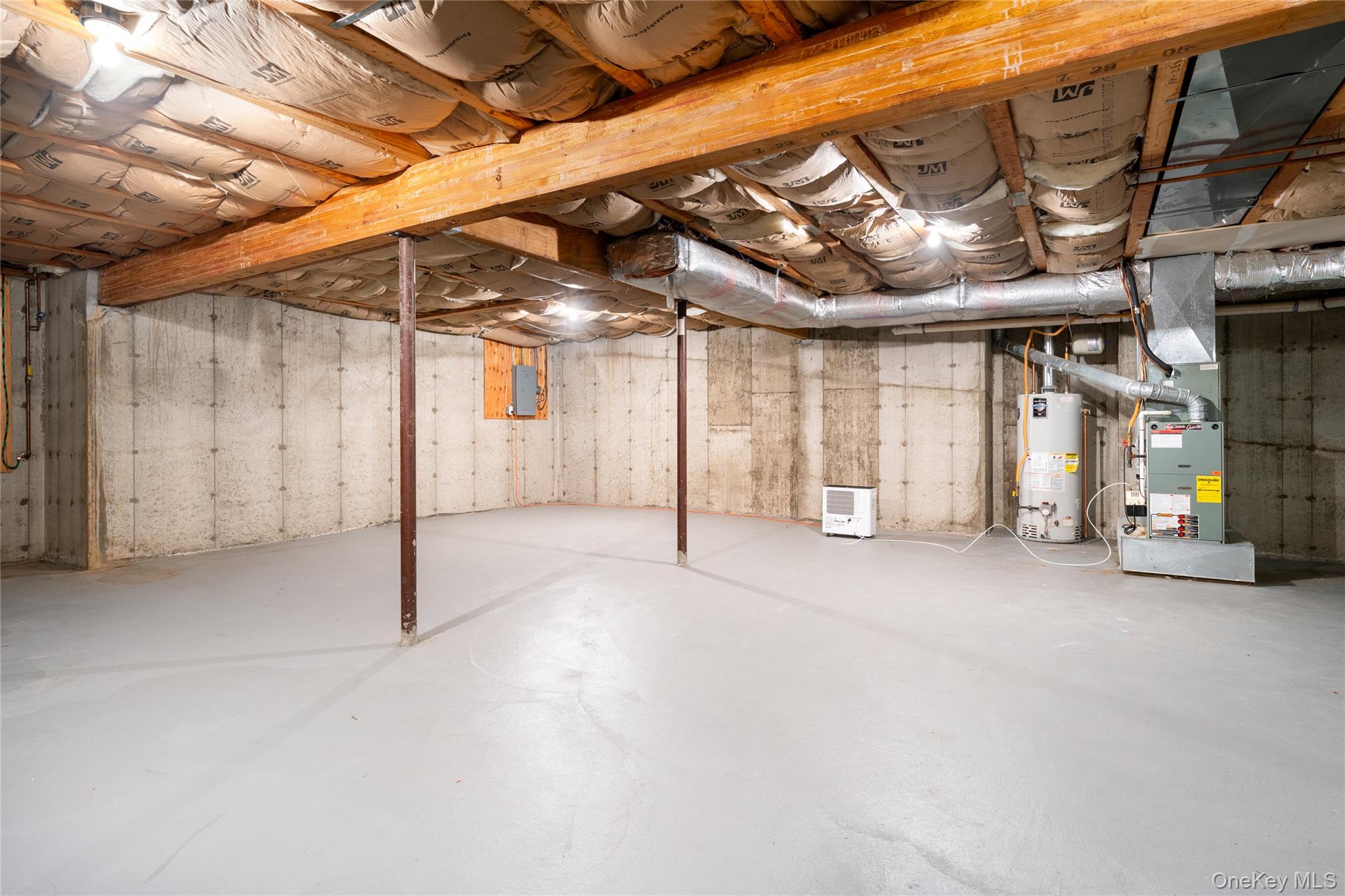 28 Rose Lane # 28, Mount Sinai, NY 11766