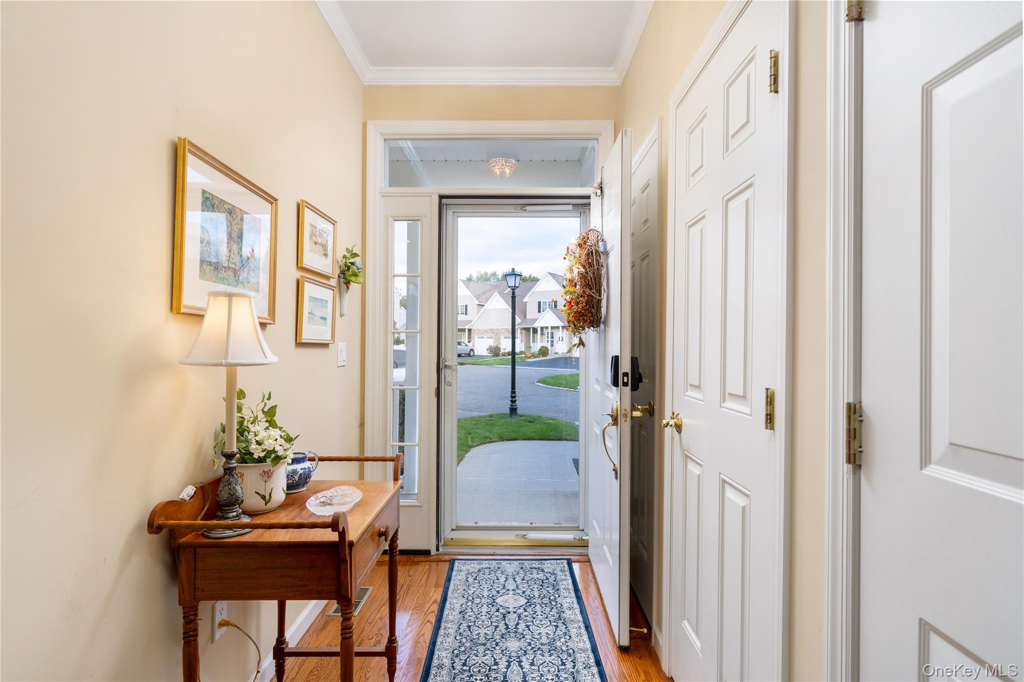 28 Rose Lane # 28, Mount Sinai, NY 11766