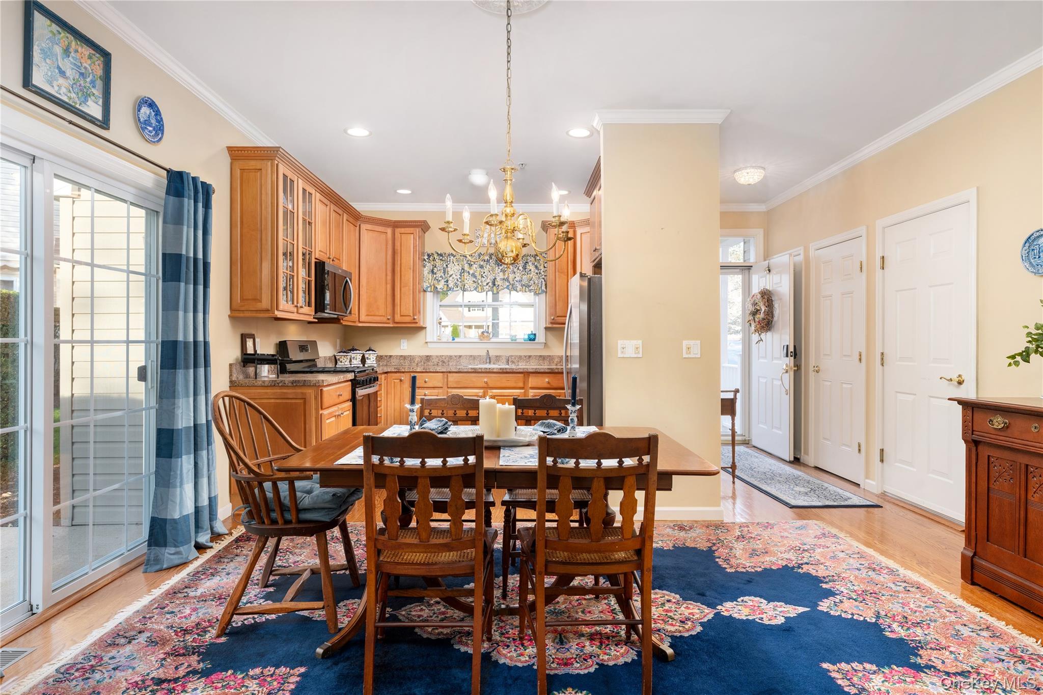 28 Rose Lane # 28, Mount Sinai, NY 11766