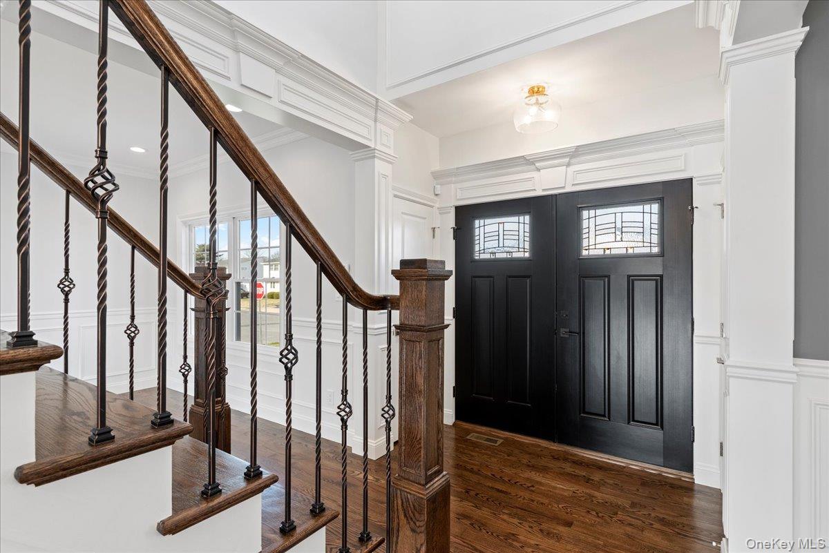 214 N Cedar, Massapequa, NY 11758