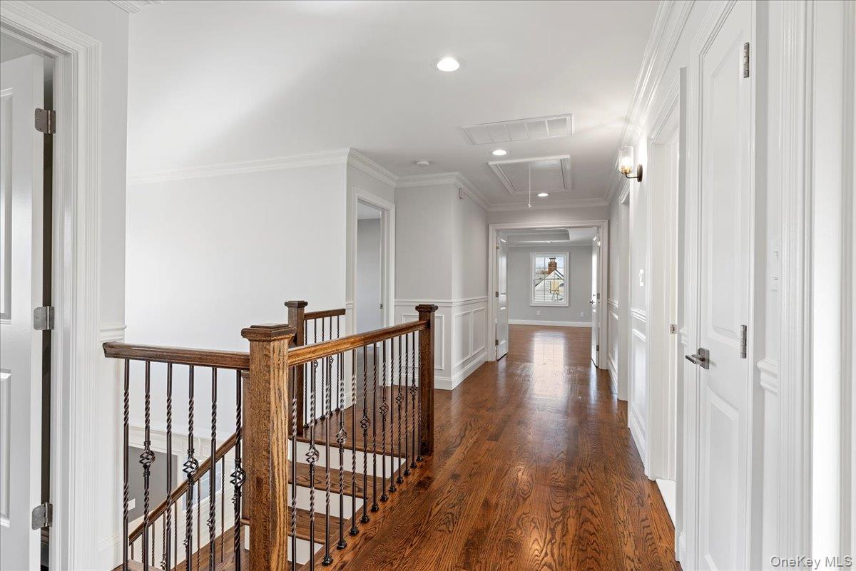 214 N Cedar, Massapequa, NY 11758