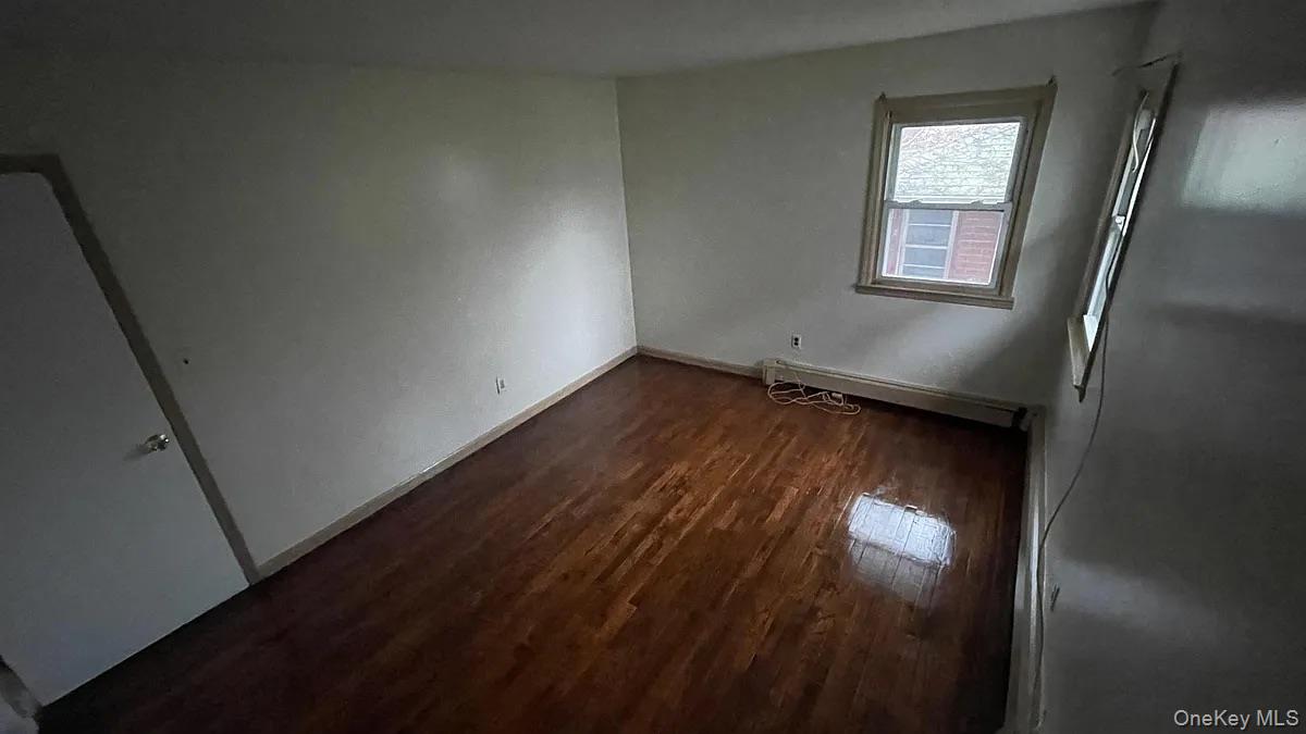 16 Garfield Avenue, Valley Stream, NY 11580