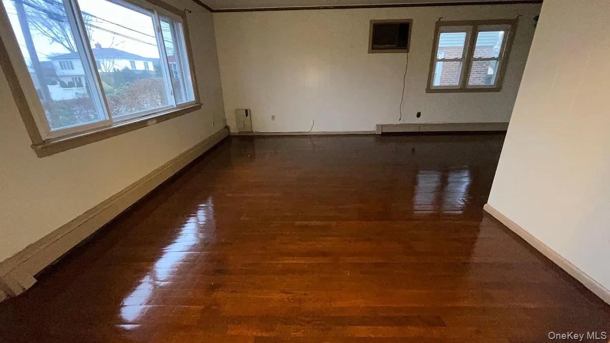 16 Garfield Avenue, Valley Stream, NY 11580